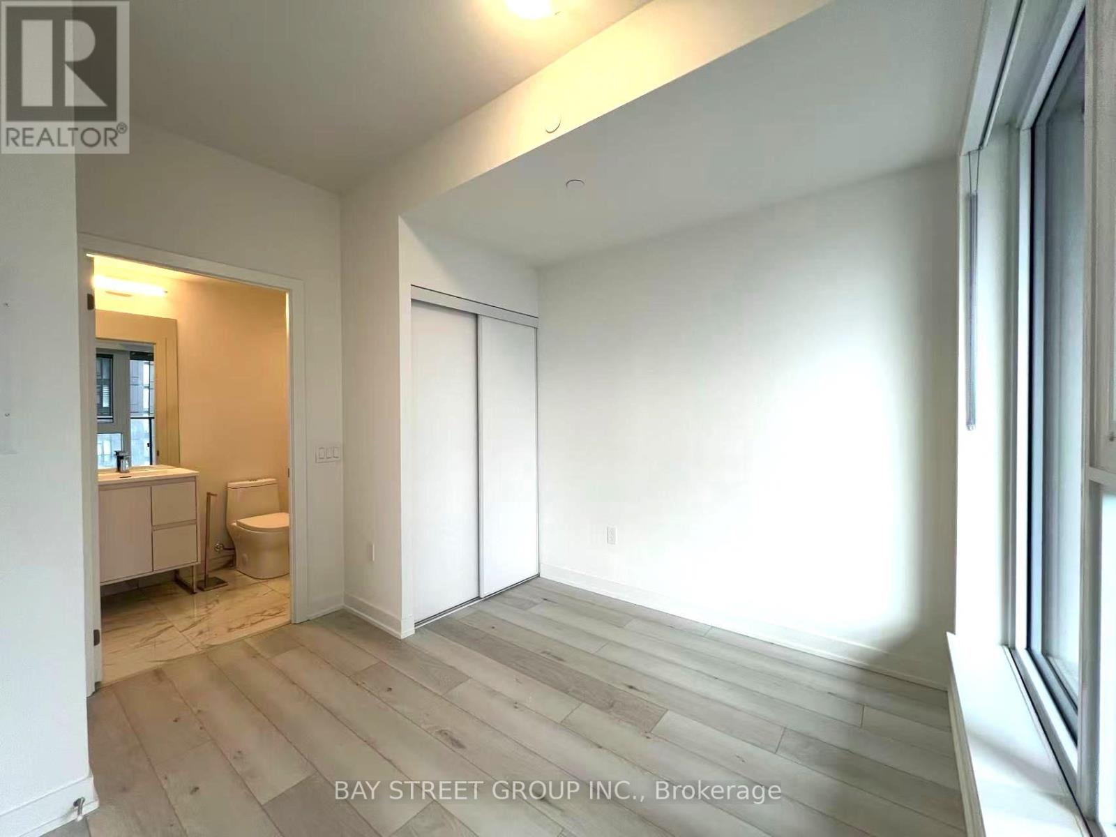 902 - 5 Quarrington Lane, Toronto, Ontario  M3C 0S5 - Photo 11 - C12965226