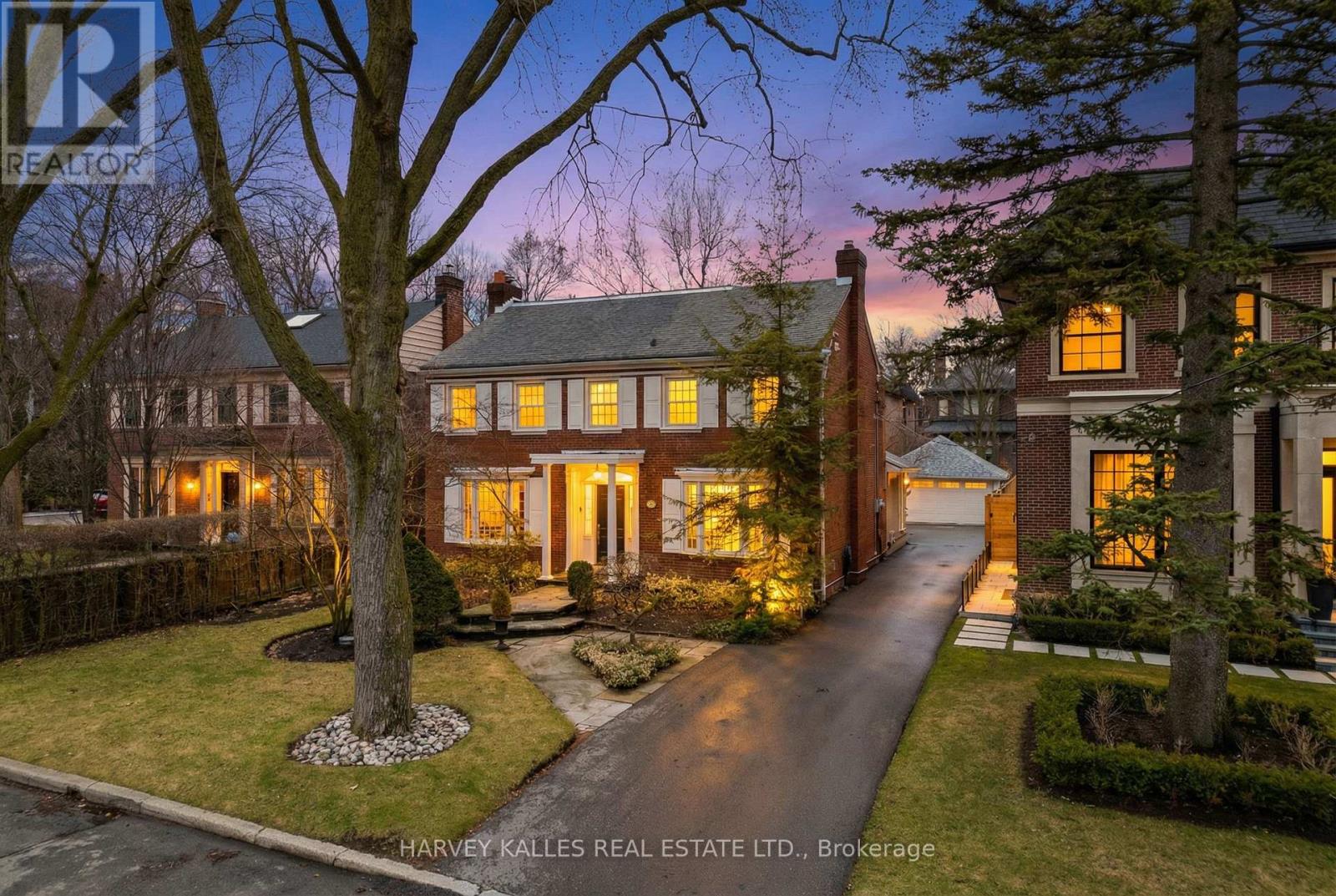 268 Cortleigh Boulevard, Toronto, Ontario  M5N 1P7 - Photo 2 - C12965250