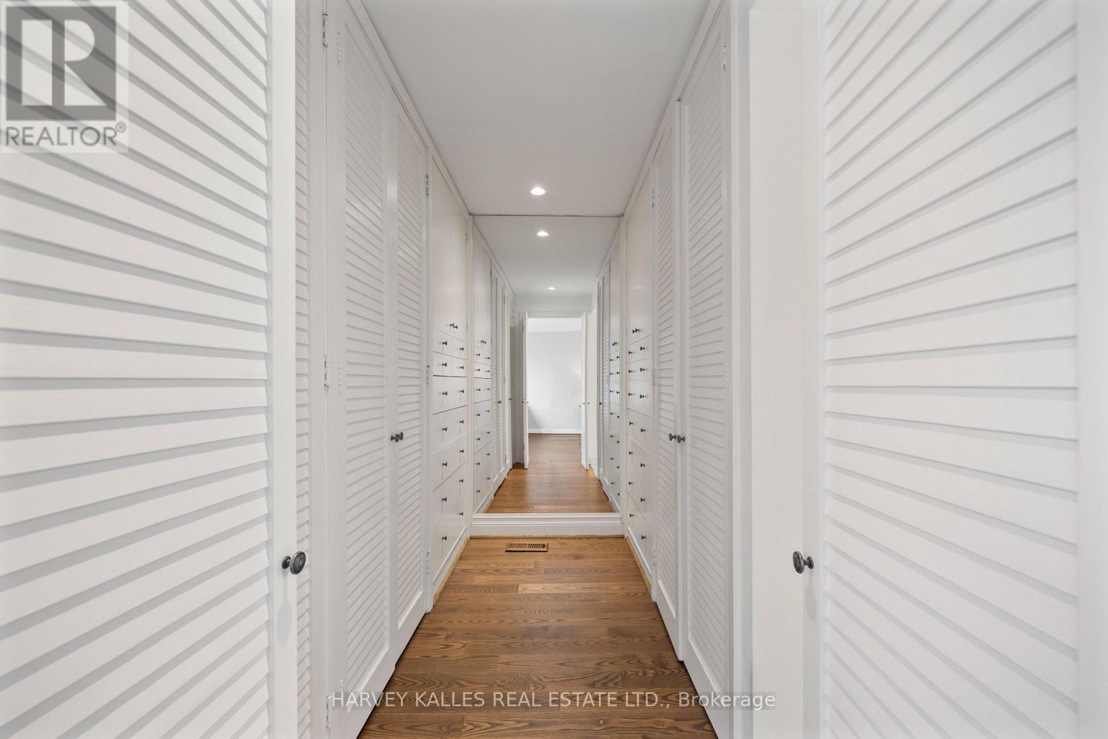 268 Cortleigh Boulevard, Toronto, Ontario  M5N 1P7 - Photo 29 - C12965250