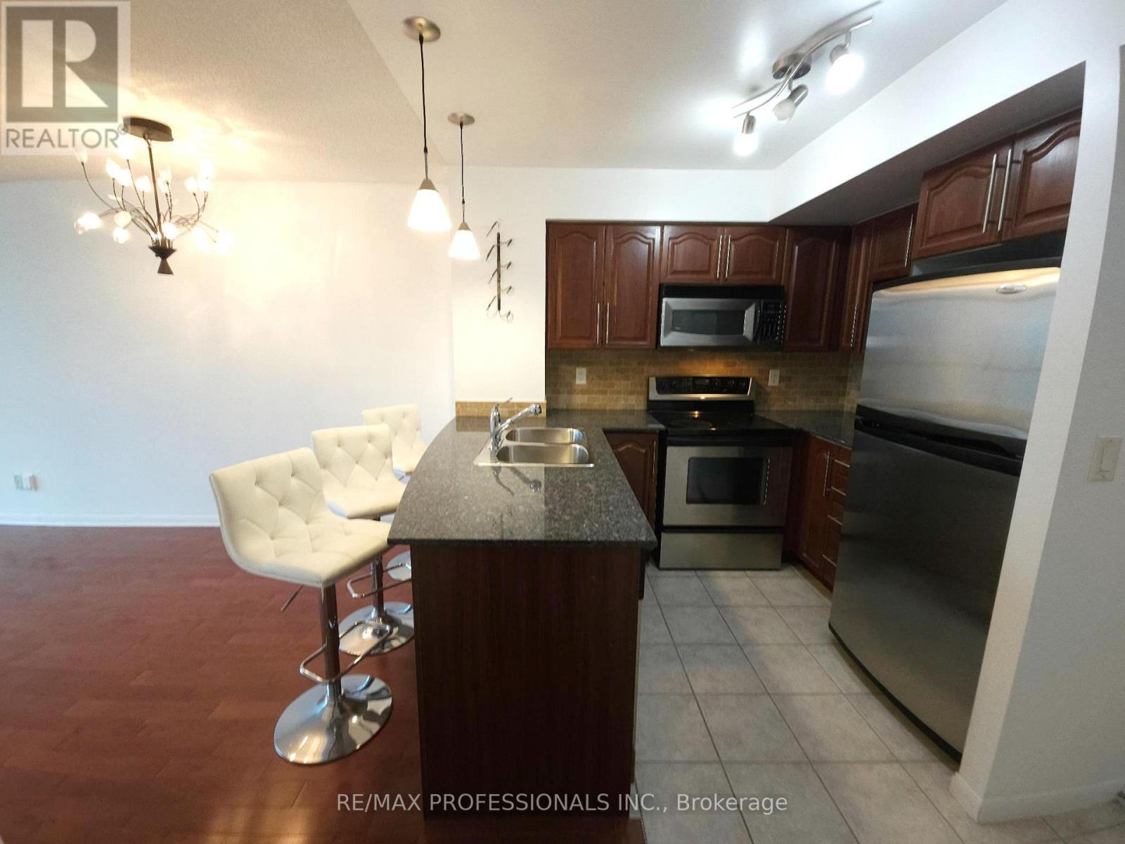 2806 - 18 Yonge Street, Toronto, Ontario  M5E 1Z8 - Photo 5 - C12965376