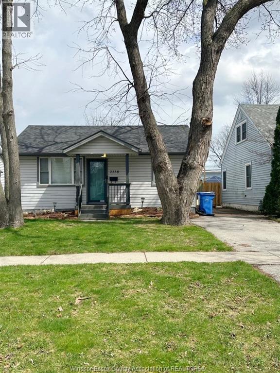 2338 Parent, Windsor, Ontario  N8W 2E5 - Photo 1 - 26007231