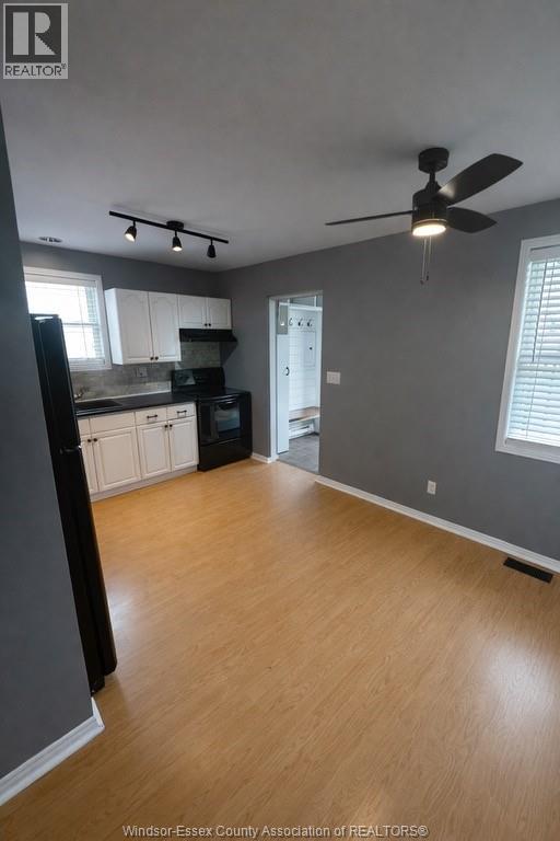2338 Parent, Windsor, Ontario  N8W 2E5 - Photo 5 - 26007231