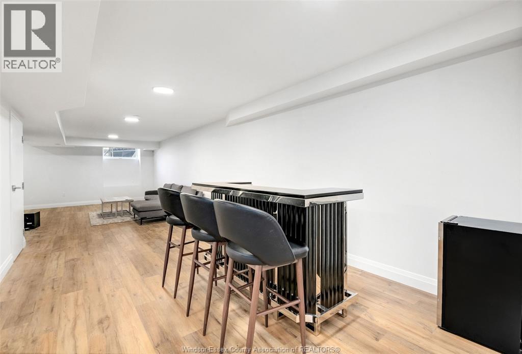 1023 Walker, Windsor, Ontario N8Y 2N6 - Photo 32 - 26007220