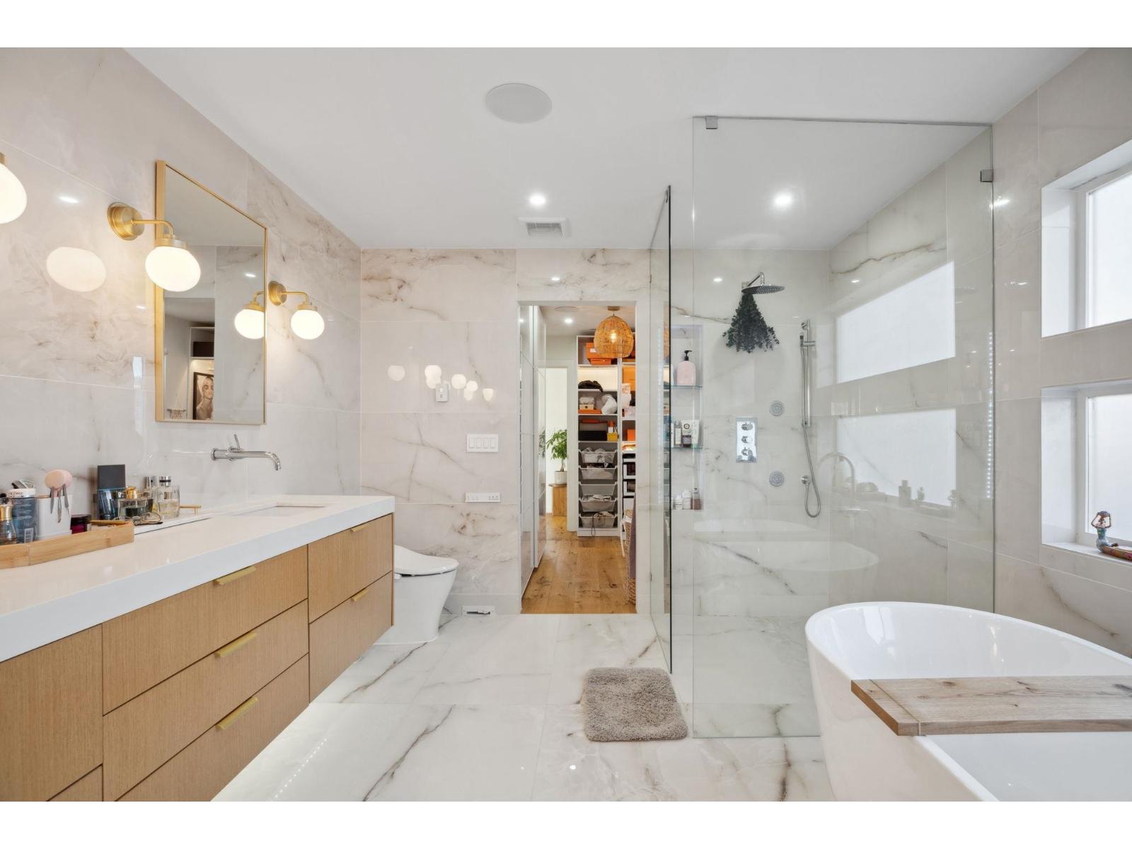 828 Stevens Street, White Rock, British Columbia  V4B 4X2 - Photo 18 - R3107347