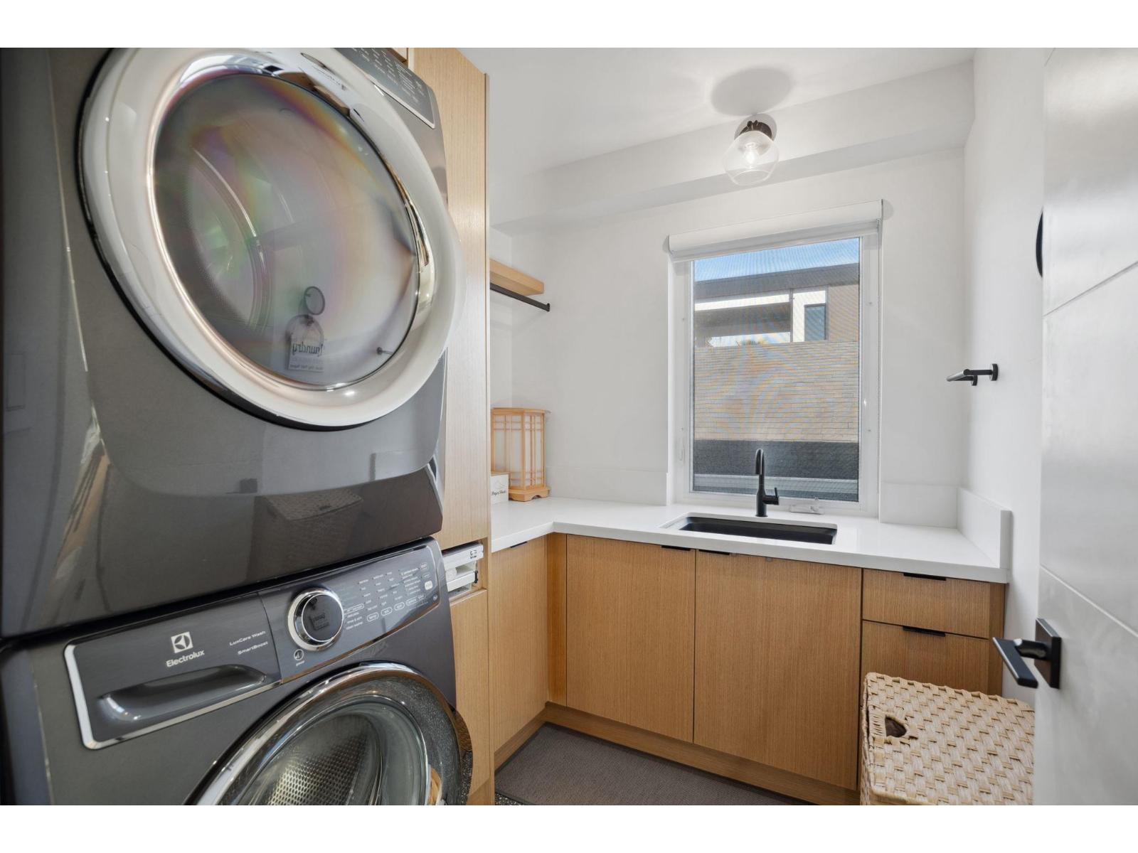 828 Stevens Street, White Rock, British Columbia  V4B 4X2 - Photo 23 - R3107347