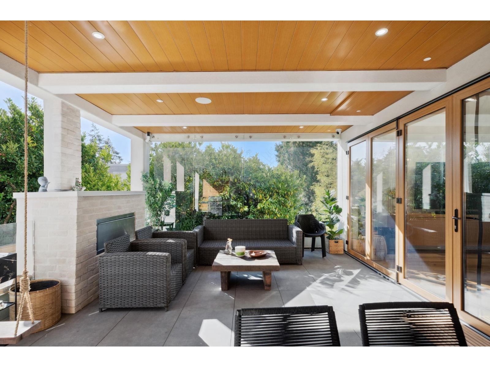 828 Stevens Street, White Rock, British Columbia  V4B 4X2 - Photo 32 - R3107347