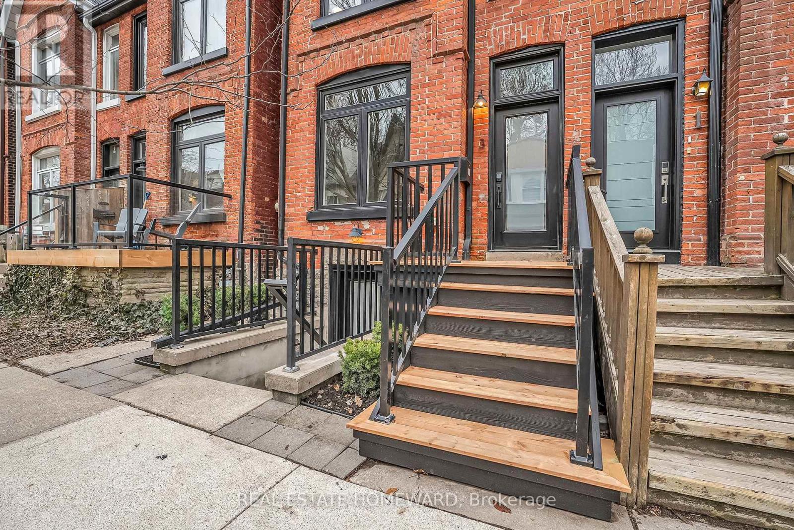 3 Howie Avenue, Toronto, Ontario  M4M 2H9 - Photo 2 - E12965042