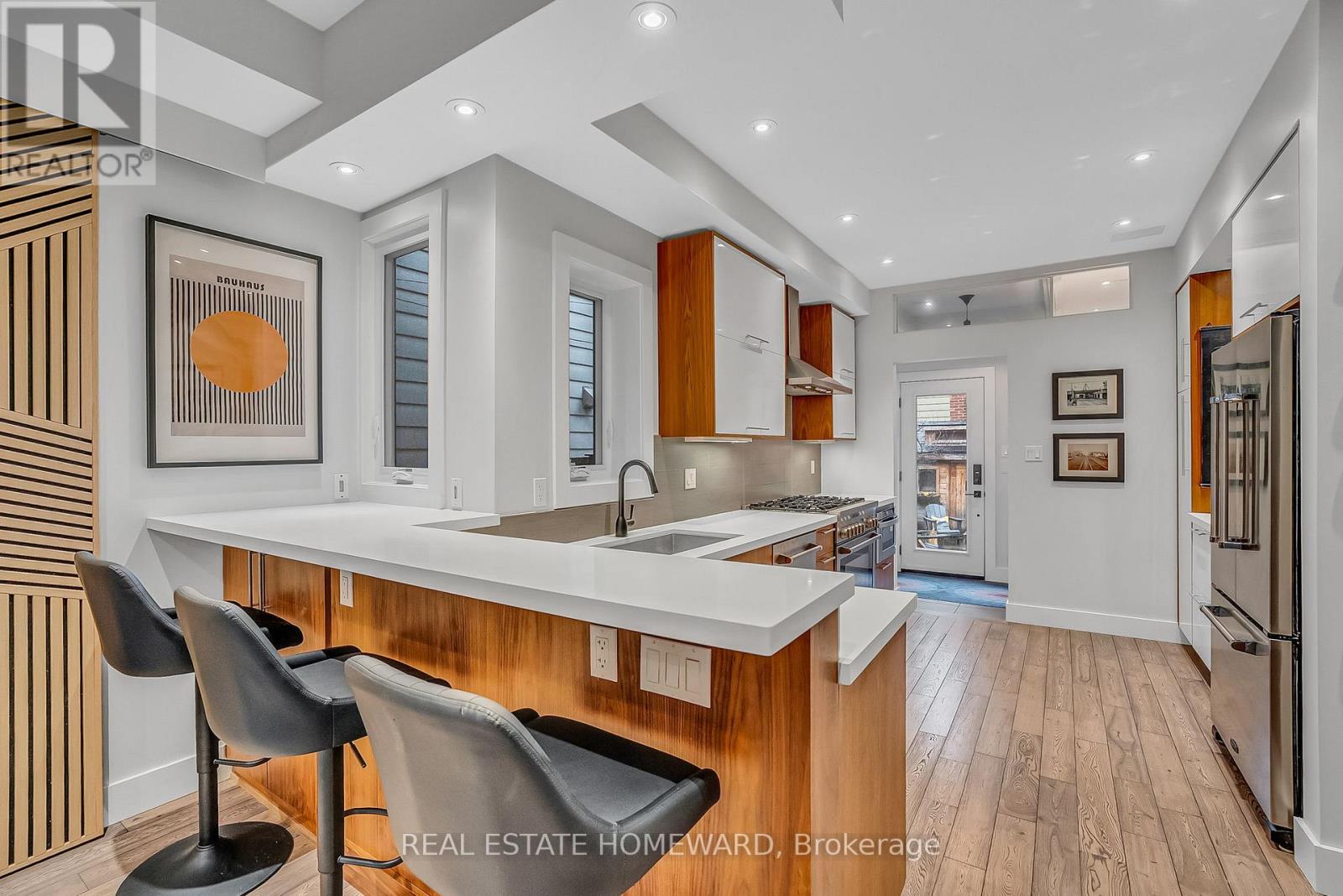 3 Howie Avenue, Toronto, Ontario  M4M 2H9 - Photo 4 - E12965042