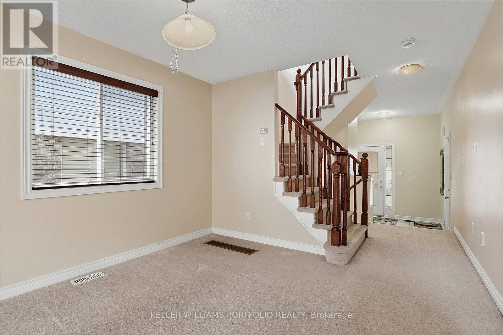 32 Warnford Circle, Ajax, Ontario  L1T 0J6 - Photo 14 - E12965076