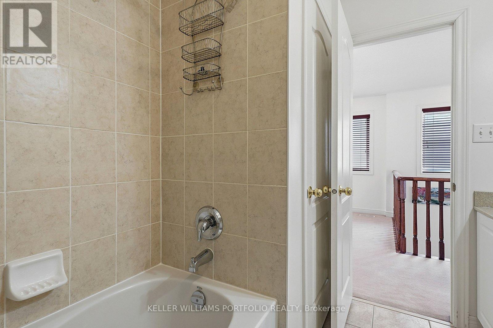 32 Warnford Circle, Ajax, Ontario  L1T 0J6 - Photo 40 - E12965076