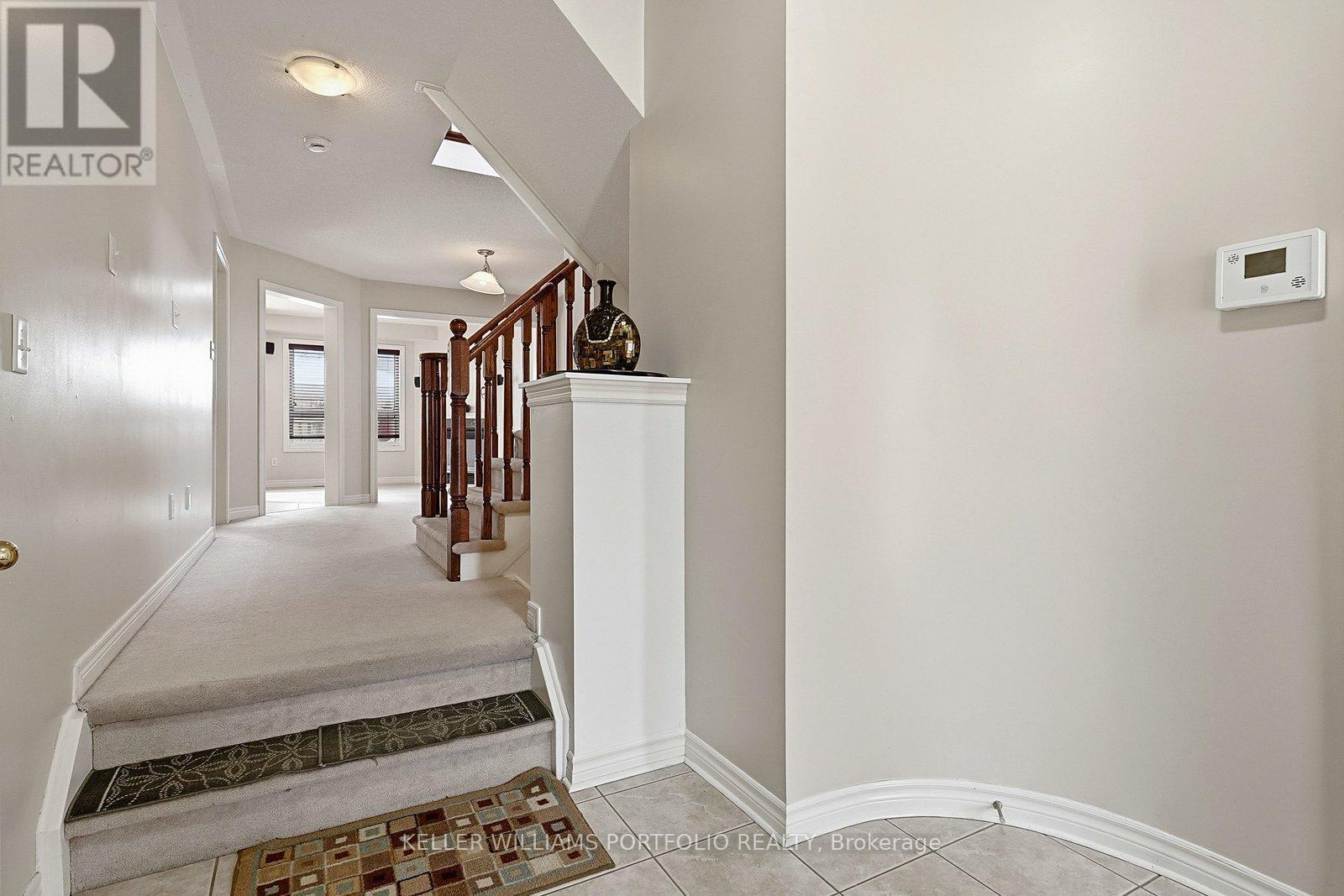 32 Warnford Circle, Ajax, Ontario  L1T 0J6 - Photo 8 - E12965076