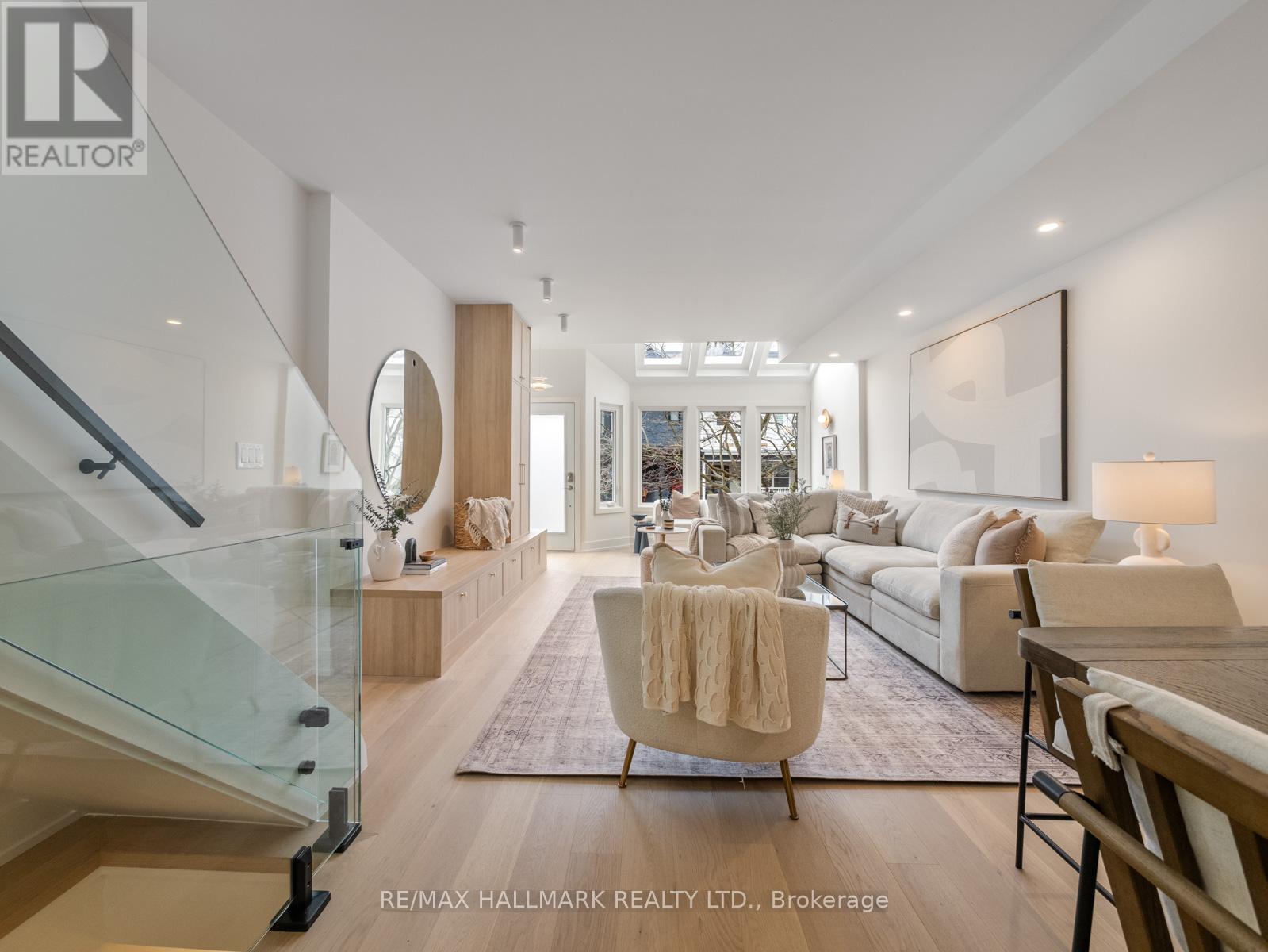 45 Wheeler Avenue, Toronto, Ontario  M4L 3V3 - Photo 11 - E12965096