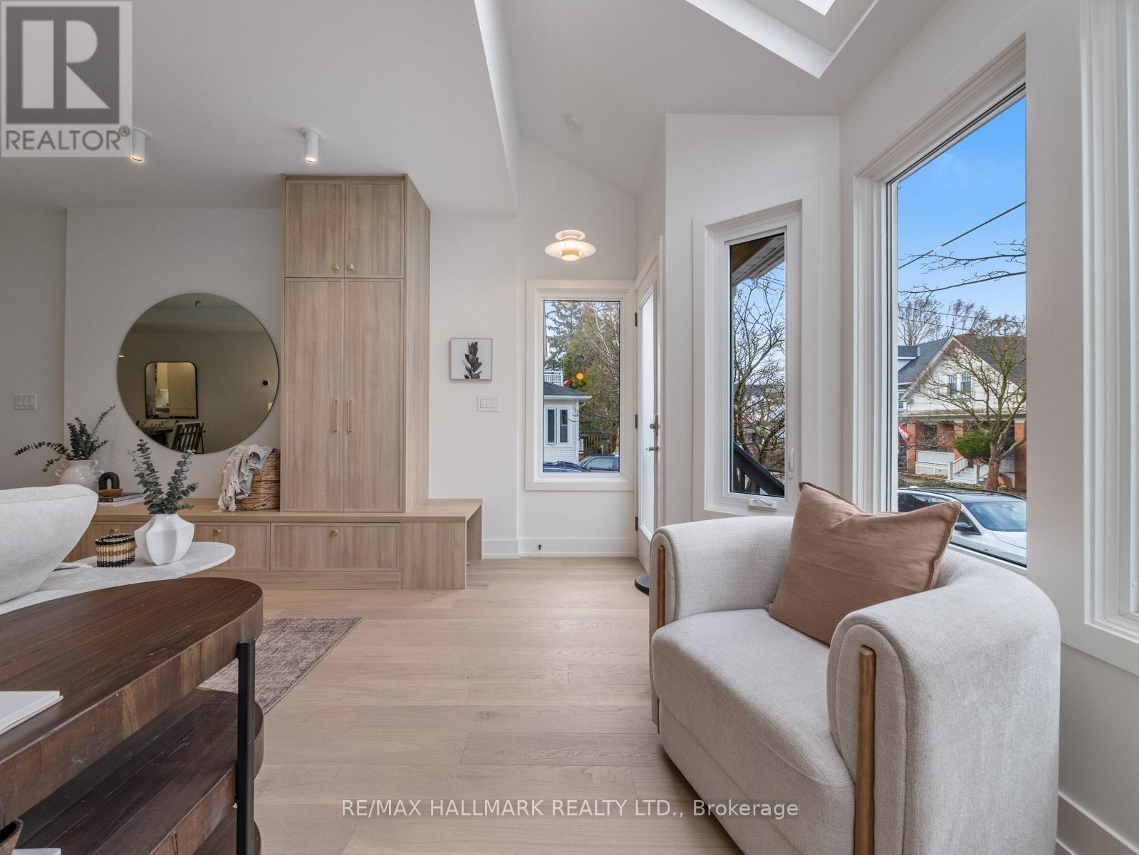 45 Wheeler Avenue, Toronto, Ontario  M4L 3V3 - Photo 5 - E12965096