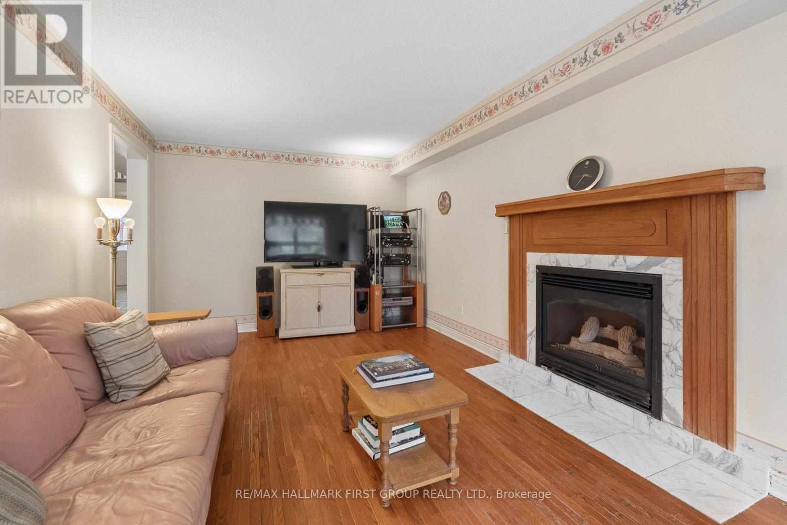 1811 Westcreek Drive, Pickering, Ontario  L1V 6J8 - Photo 18 - E12965106