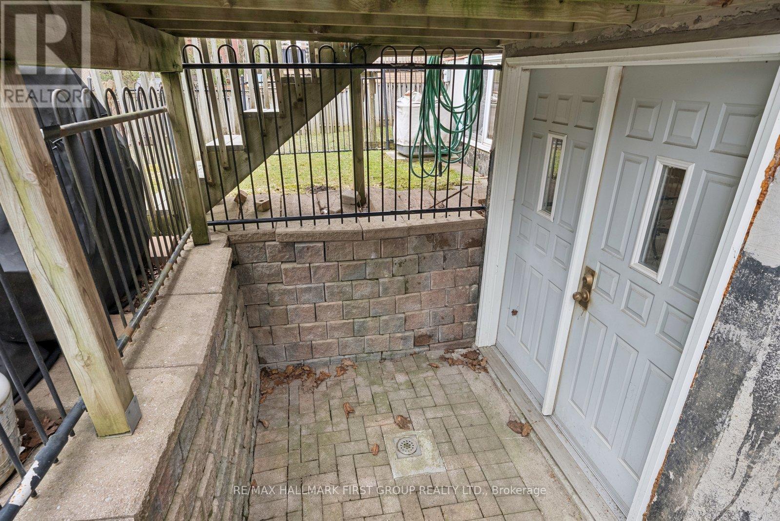 1811 Westcreek Drive, Pickering, Ontario  L1V 6J8 - Photo 36 - E12965106