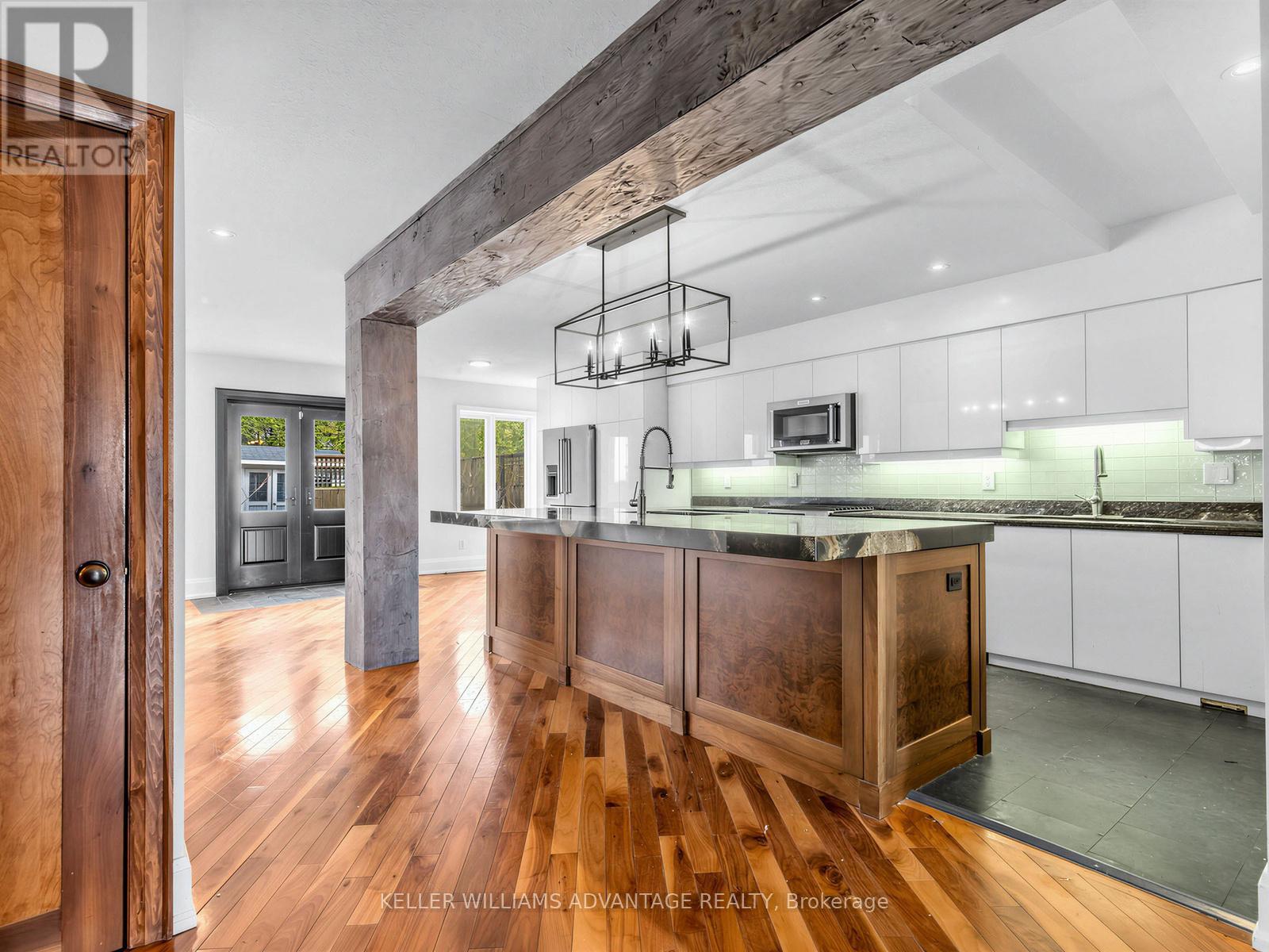 2 Park Avenue, Toronto, Ontario  M4E 1B6 - Photo 10 - E12965160