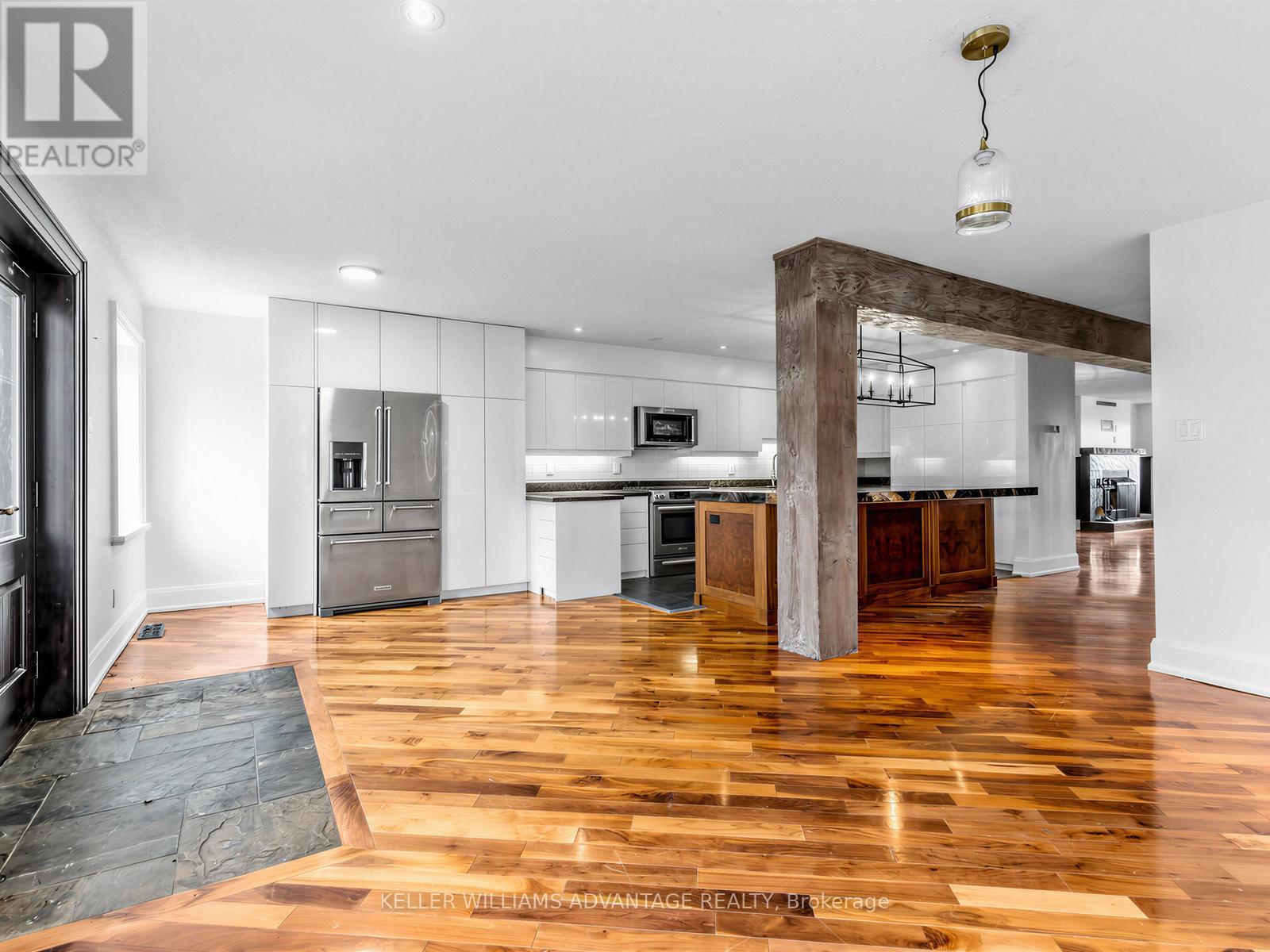 2 Park Avenue, Toronto, Ontario  M4E 1B6 - Photo 11 - E12965160