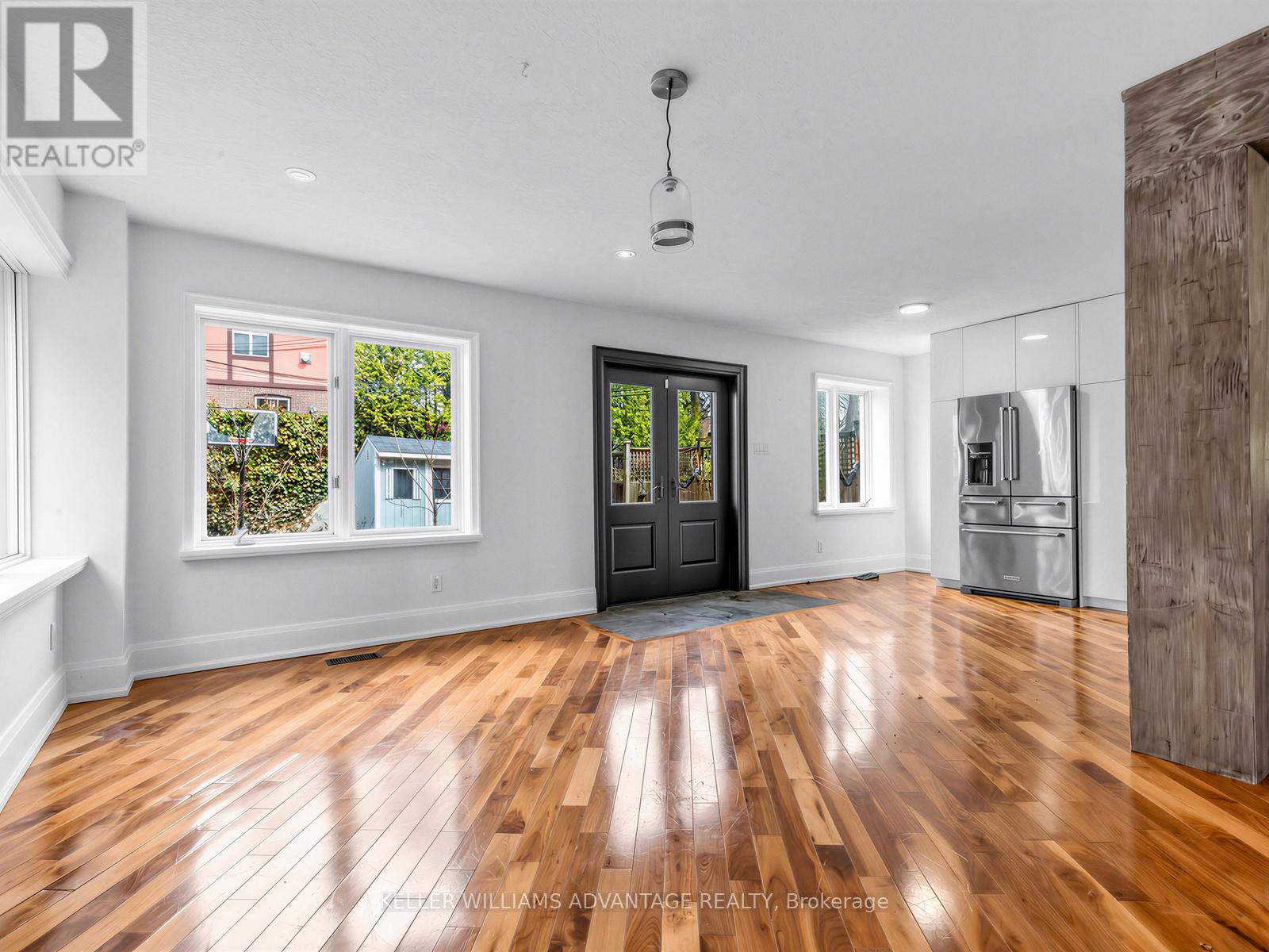 2 Park Avenue, Toronto, Ontario  M4E 1B6 - Photo 15 - E12965160