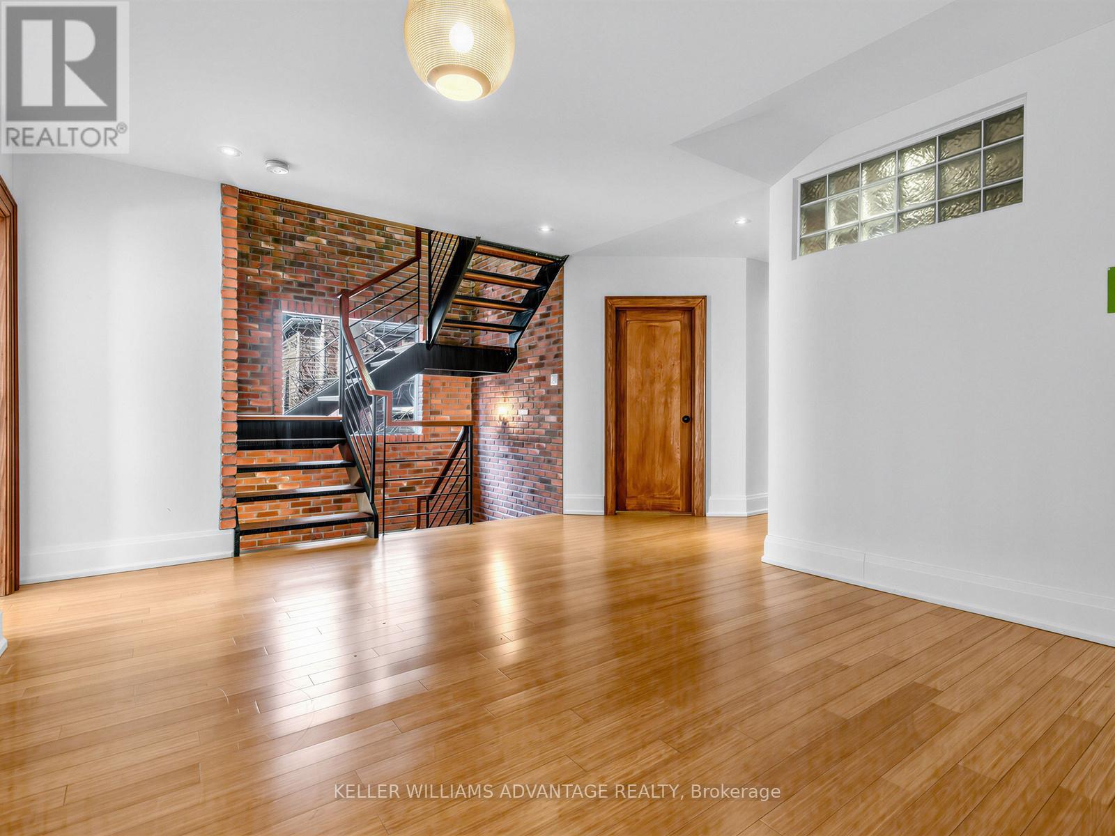 2 Park Avenue, Toronto, Ontario  M4E 1B6 - Photo 16 - E12965160