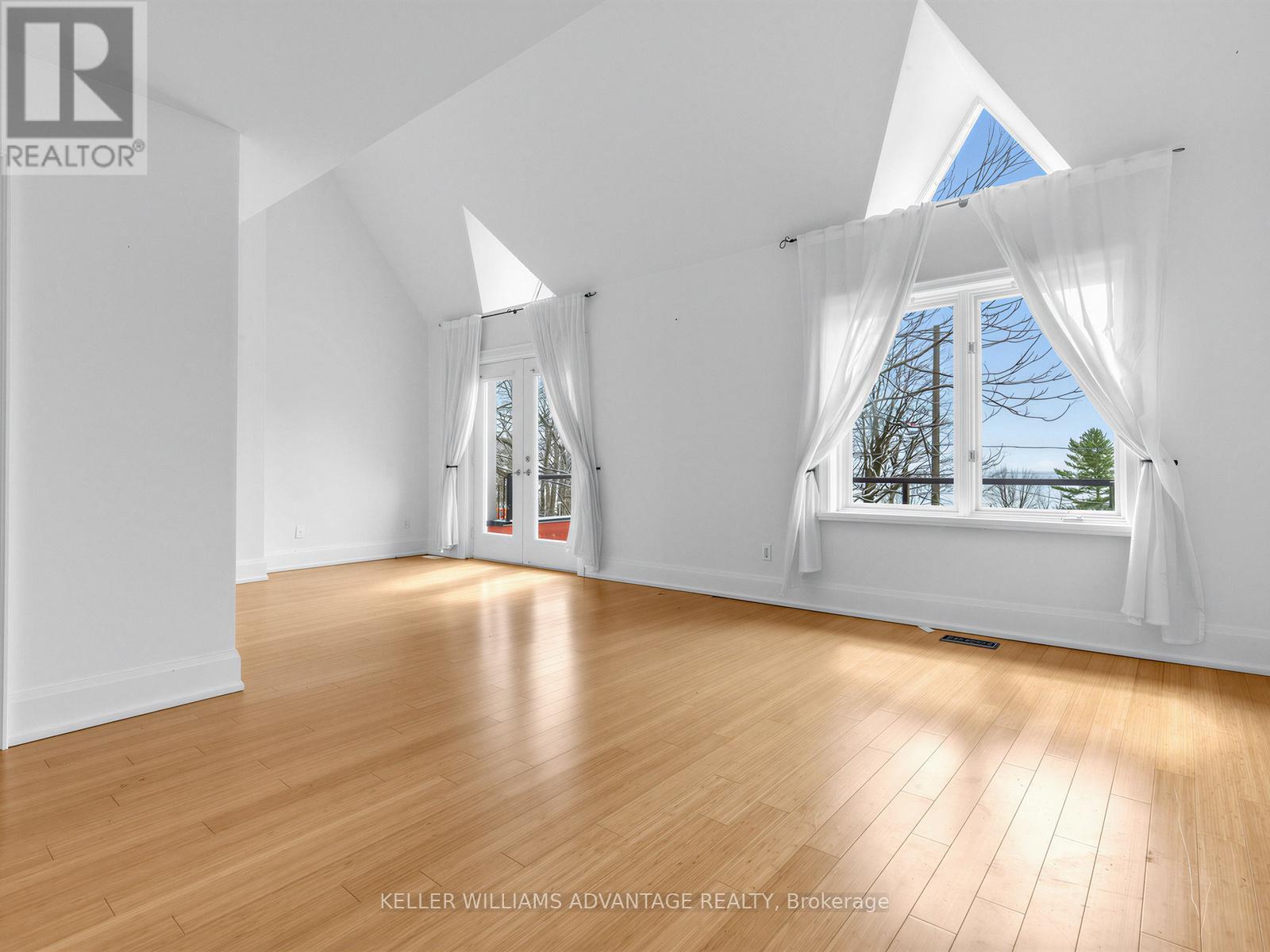 2 Park Avenue, Toronto, Ontario  M4E 1B6 - Photo 33 - E12965160