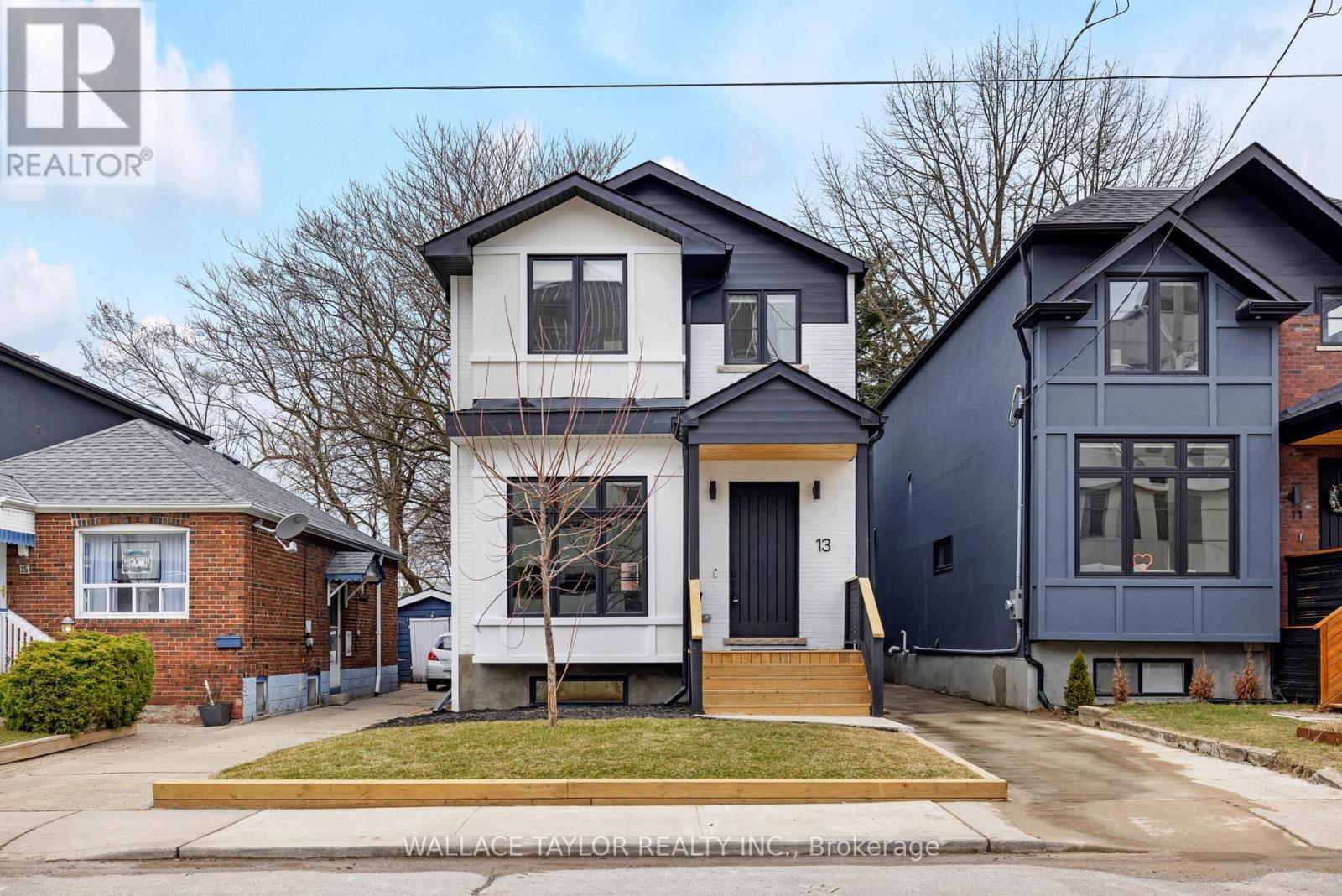 13 Knight Street, Toronto, Ontario  M4C 3K8 - Photo 2 - E12965198