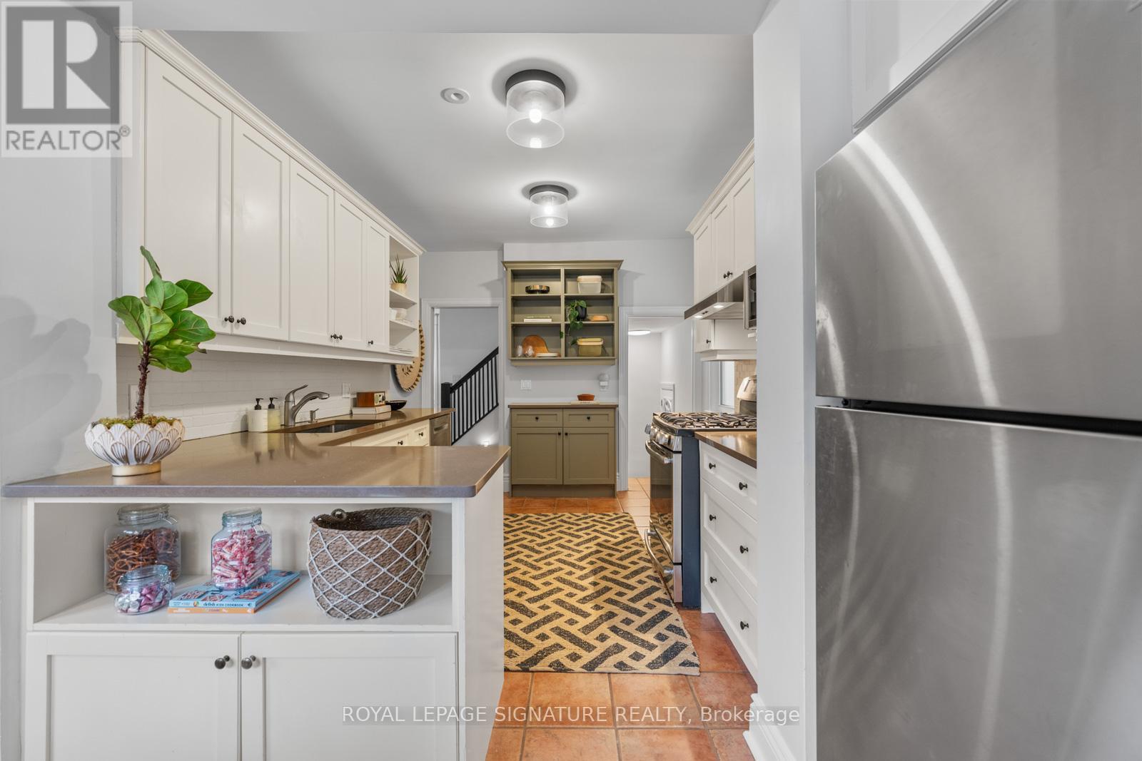 143 Maclean Avenue, Toronto, Ontario  M4E 3A5 - Photo 15 - E12965212