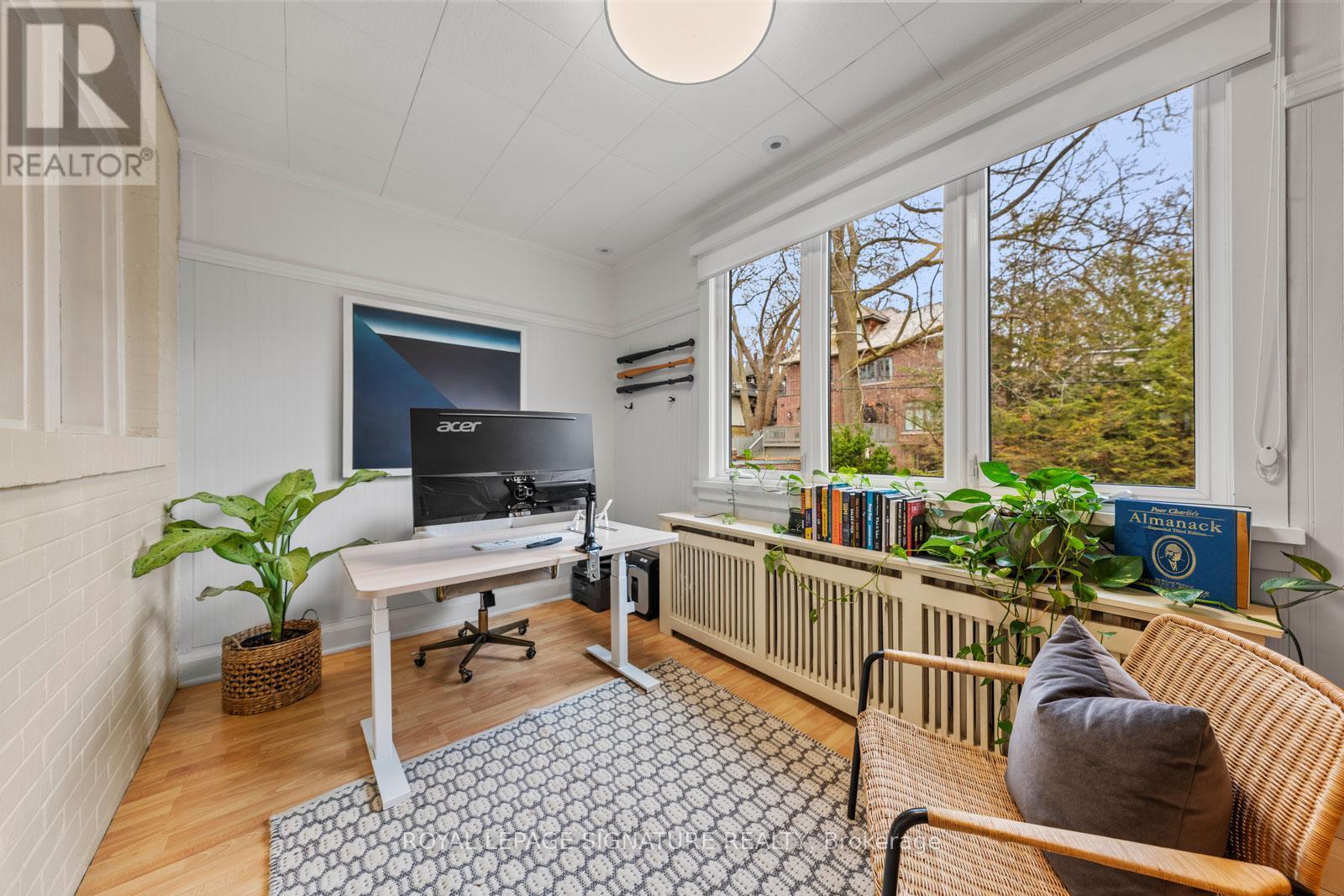 143 Maclean Avenue, Toronto, Ontario  M4E 3A5 - Photo 19 - E12965212