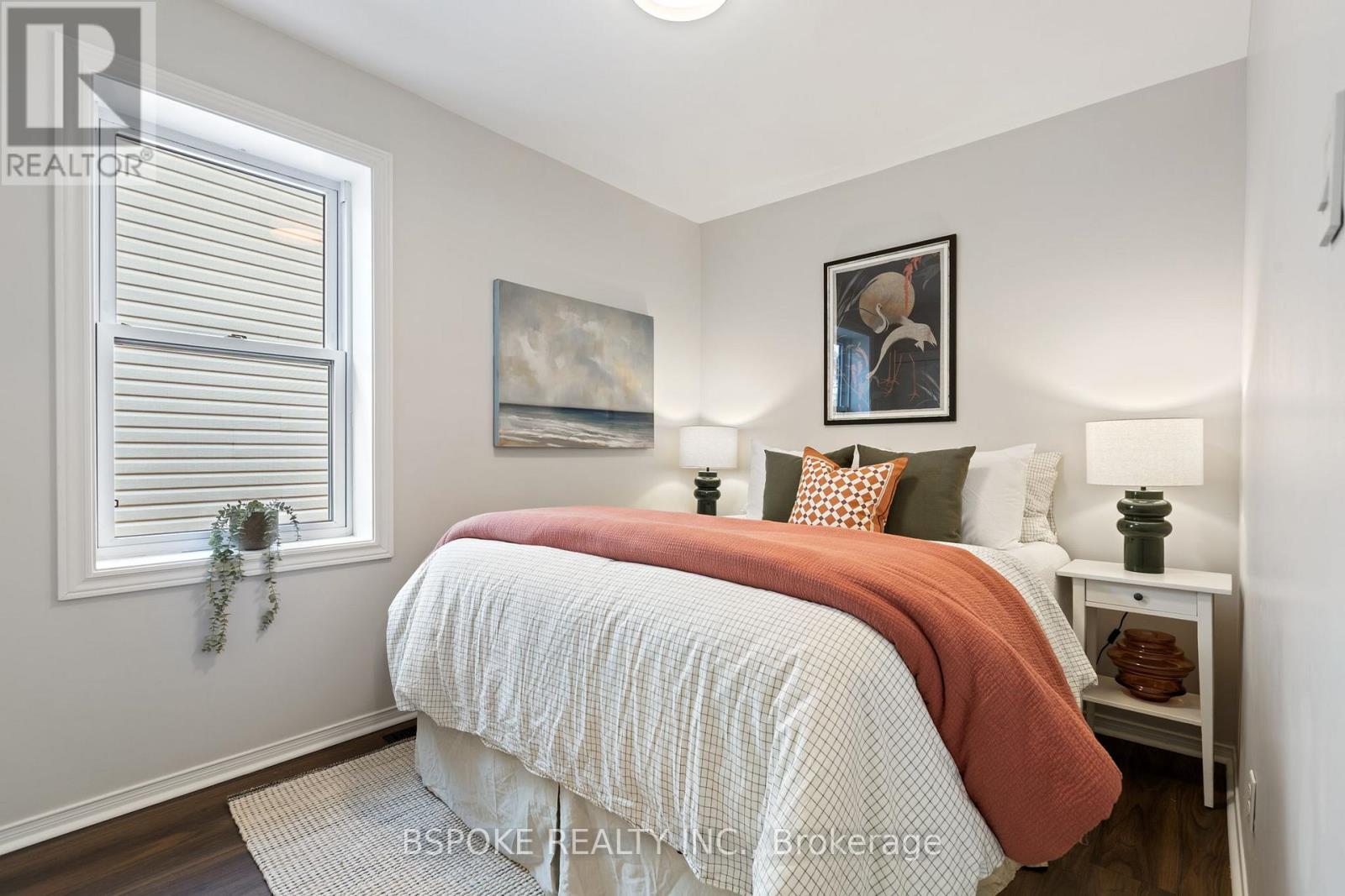 291 Gainsborough Road, Toronto, Ontario  M4L 3C8 - Photo 16 - E12965354