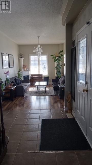 1316 Macinally Court, Oshawa, Ontario  L1K 0B6 - Photo 2 - E12965356