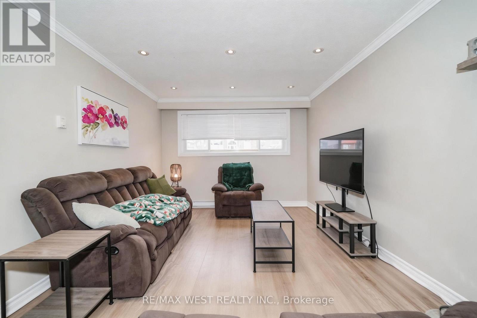 361 Dwight Avenue, Oshawa, Ontario  L1J 1K8 - Photo 8 - E12965416