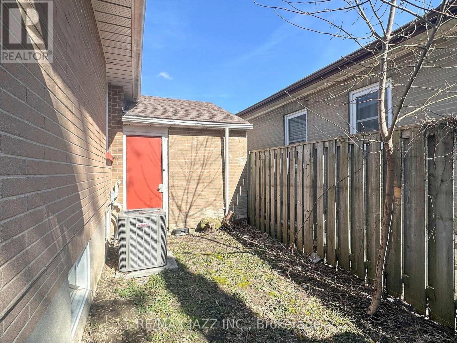 254 Wilson Road S, Oshawa, Ontario  L1H 6C3 - Photo 22 - E12959492