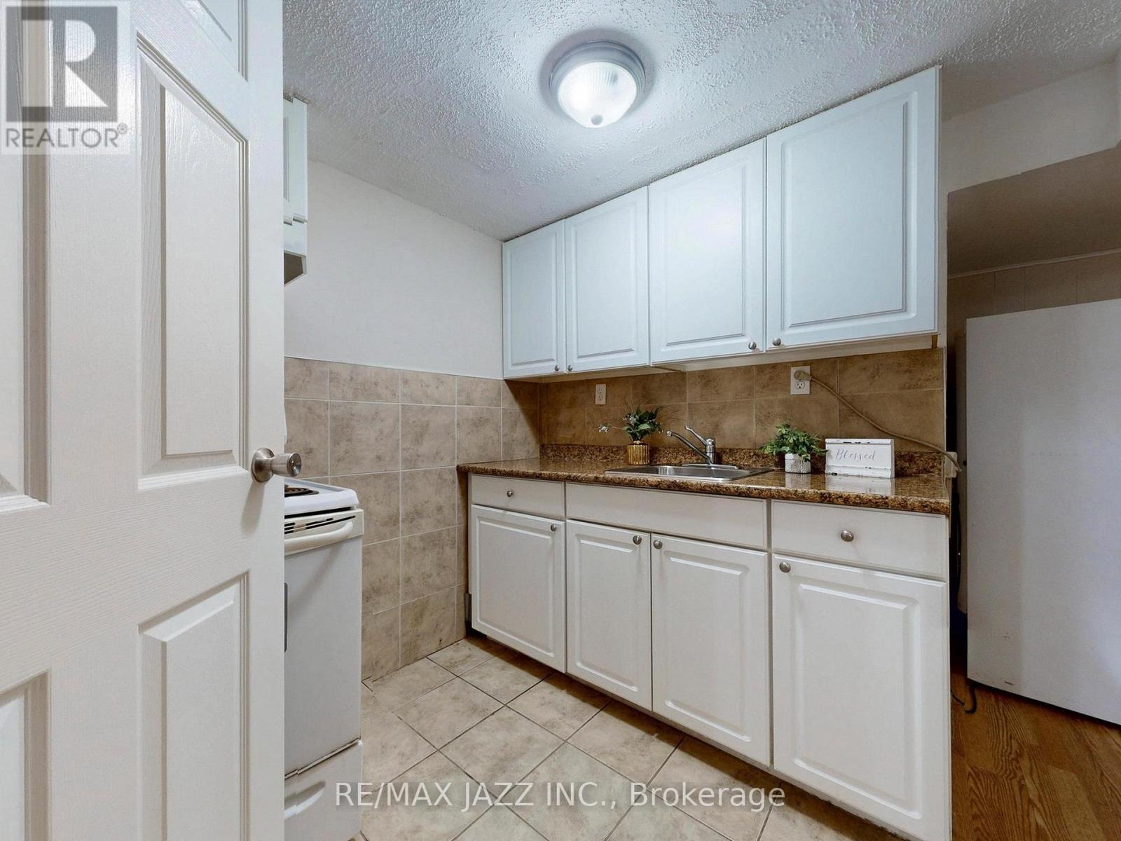 254 Wilson Road S, Oshawa, Ontario  L1H 6C3 - Photo 15 - E12959492