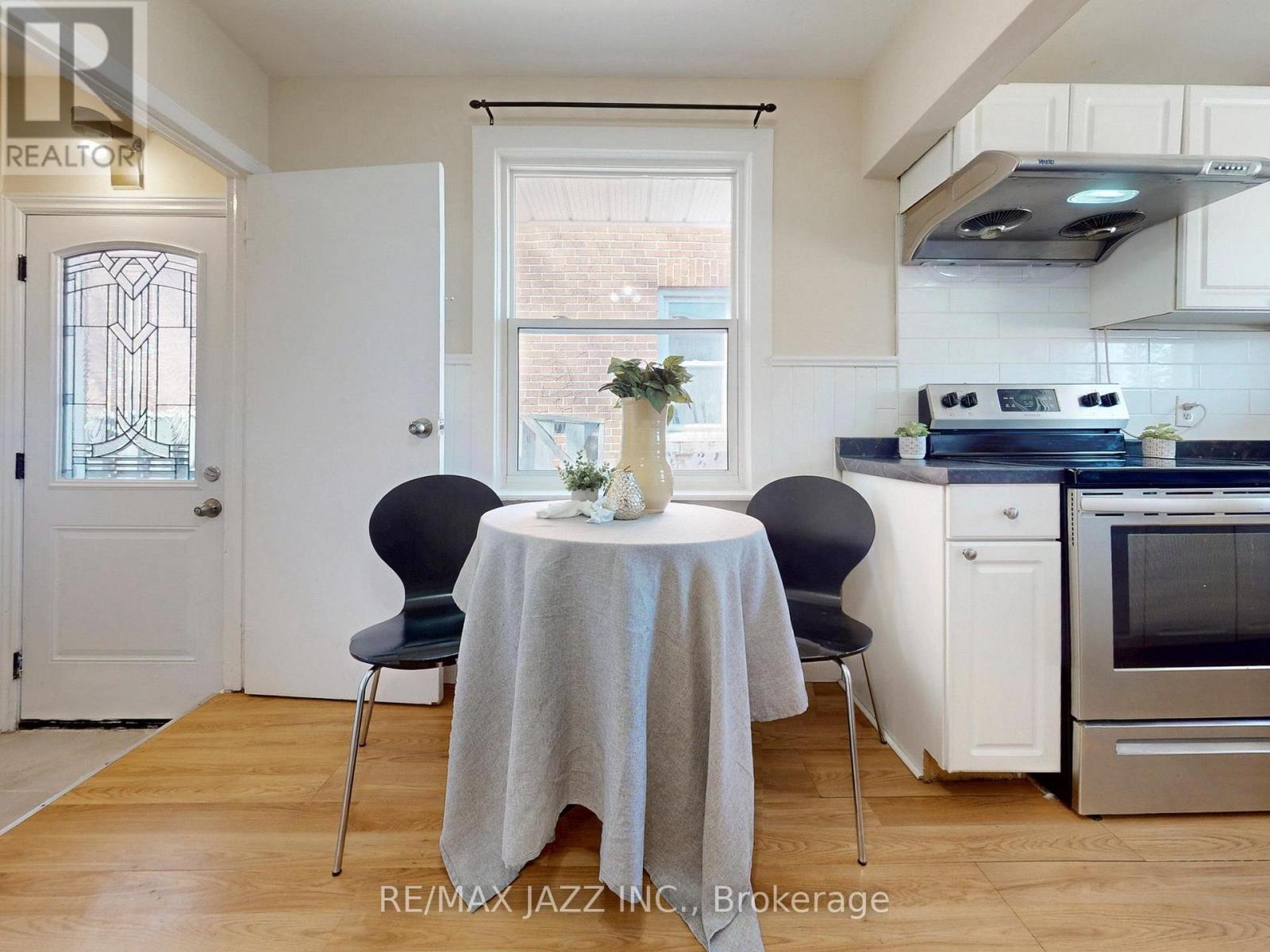 254 Wilson Road S, Oshawa, Ontario  L1H 6C3 - Photo 5 - E12959492