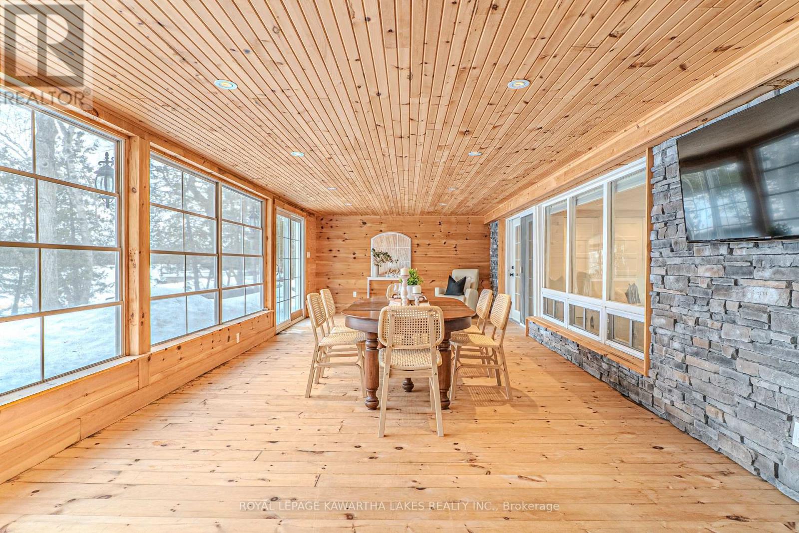 147 Lightning Point Road, Kawartha Lakes, Ontario  K0M 1K0 - Photo 17 - X12919980