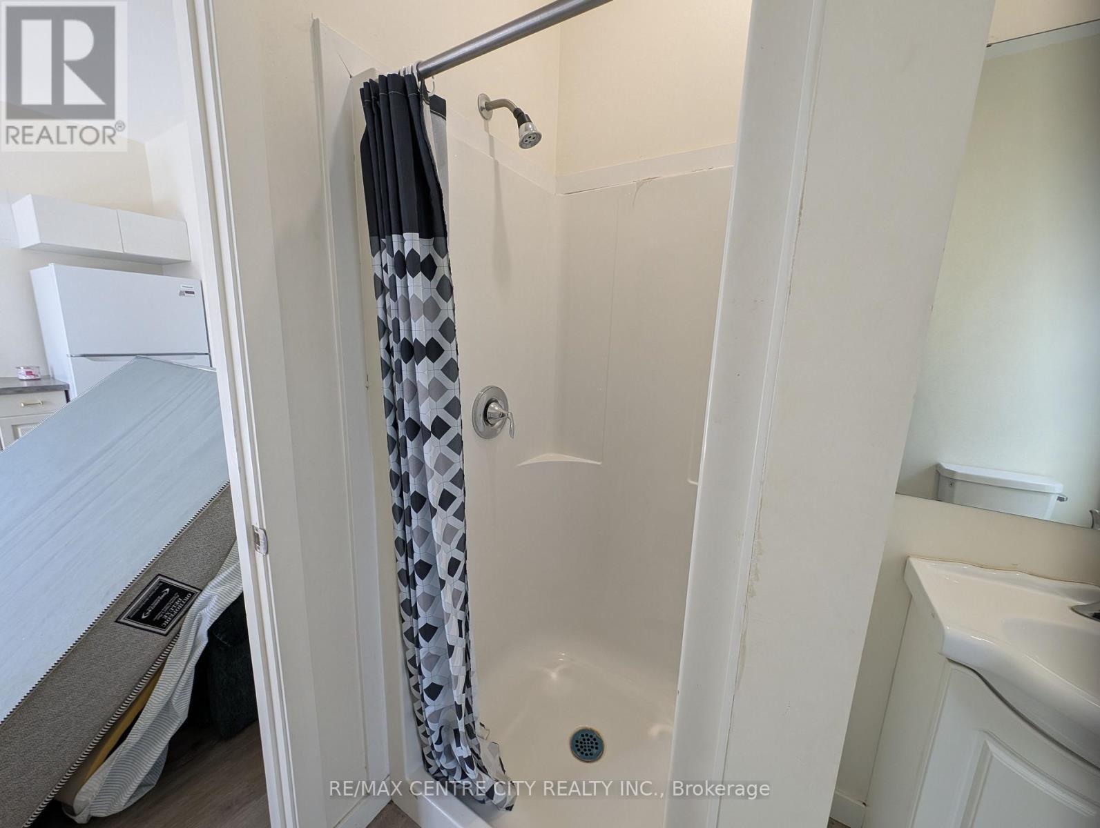 1 - 423 Hamilton Road, London East, Ontario  N5Z 1S1 - Photo 7 - X12960060