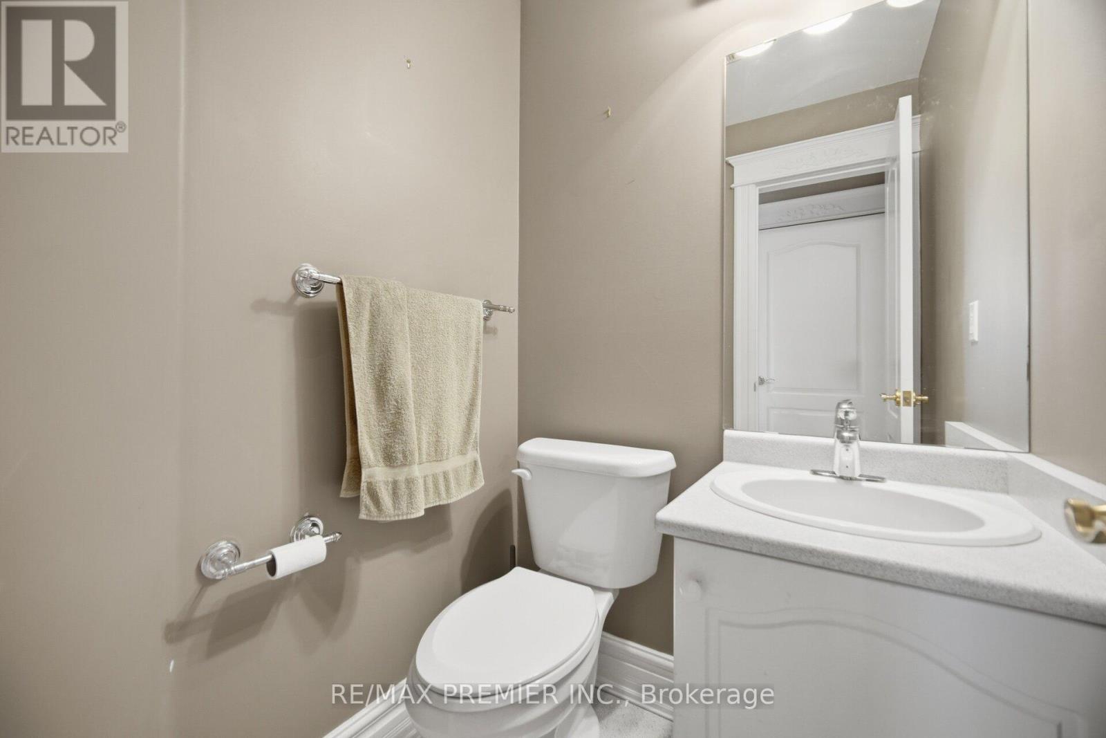 140 Ferdinand Avenue, Vaughan, Ontario  L6A 3H4 - Photo 14 - N12964966