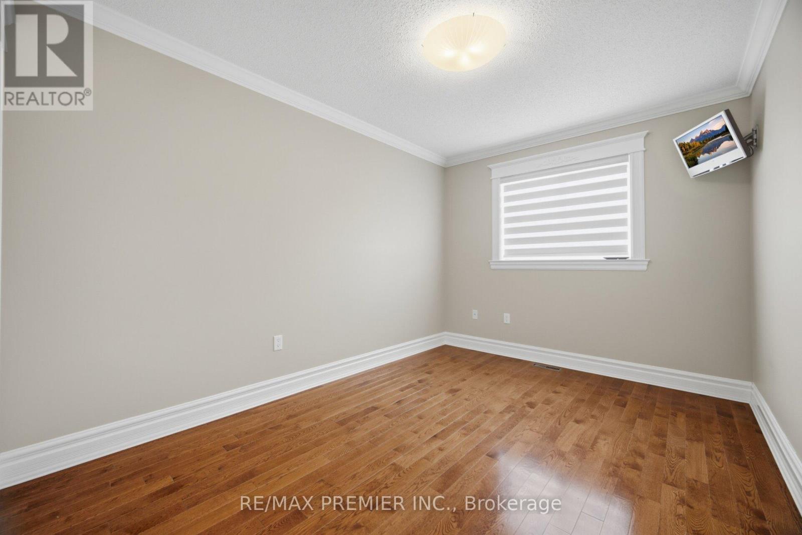140 Ferdinand Avenue, Vaughan, Ontario  L6A 3H4 - Photo 23 - N12964966