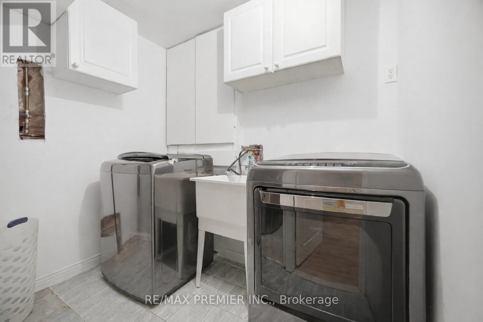 140 Ferdinand Avenue, Vaughan, Ontario  L6A 3H4 - Photo 33 - N12964966