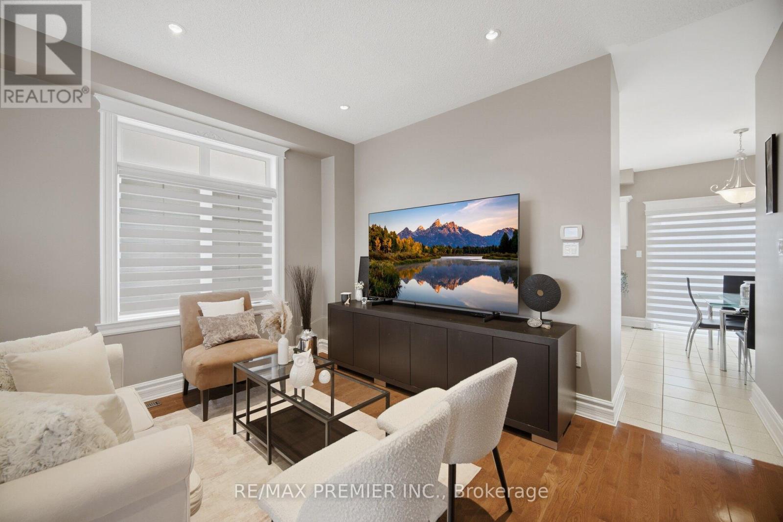 140 Ferdinand Avenue, Vaughan, Ontario  L6A 3H4 - Photo 7 - N12964966