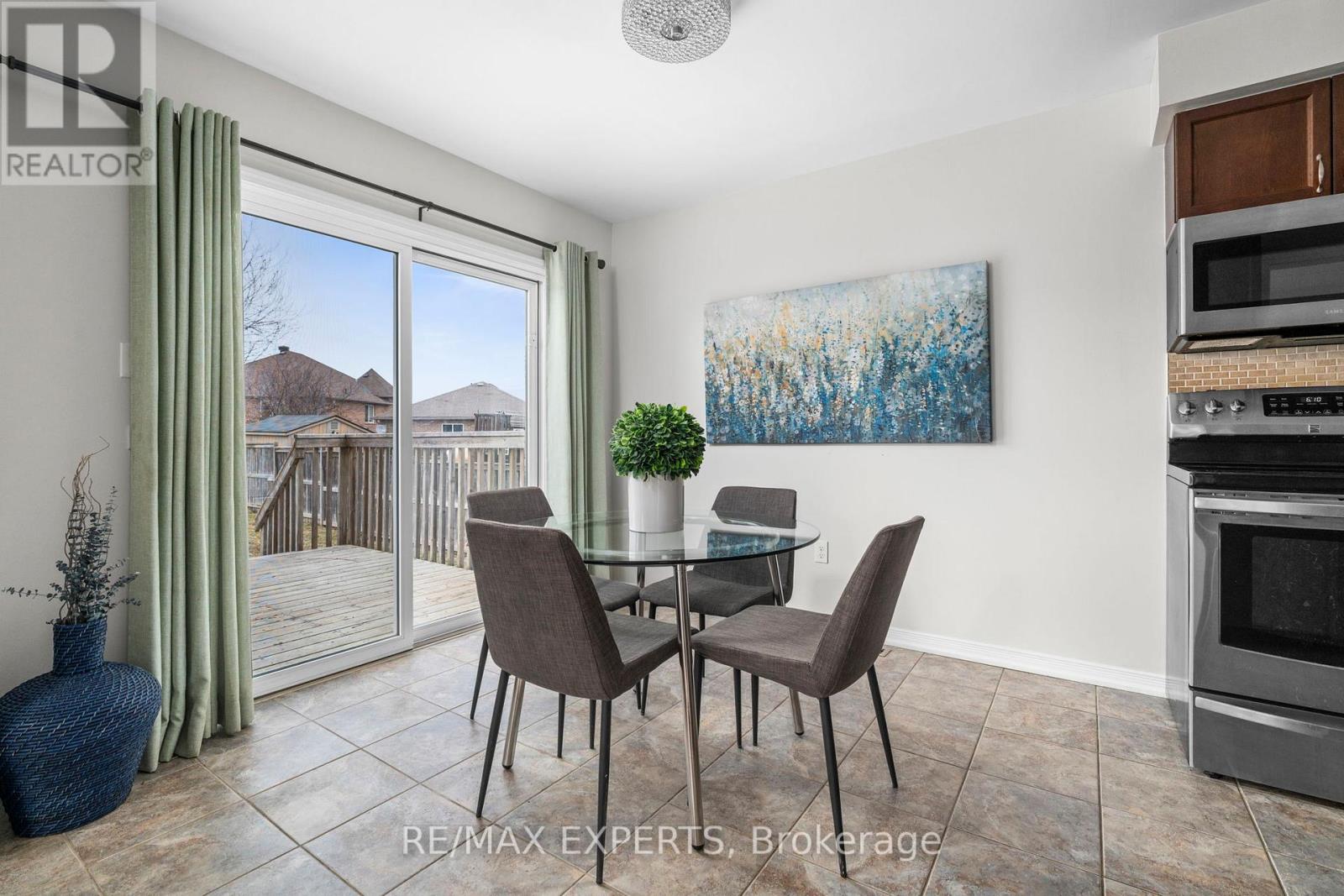 2174 Taggart Court, Innisfil, Ontario  L9S 0C4 - Photo 15 - N12964988