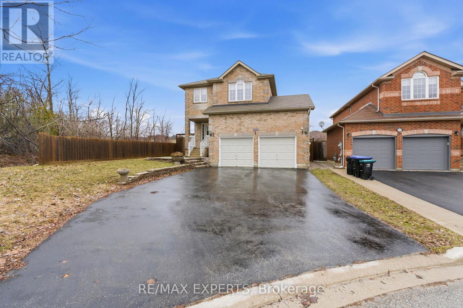 2174 Taggart Court, Innisfil, Ontario  L9S 0C4 - Photo 2 - N12964988