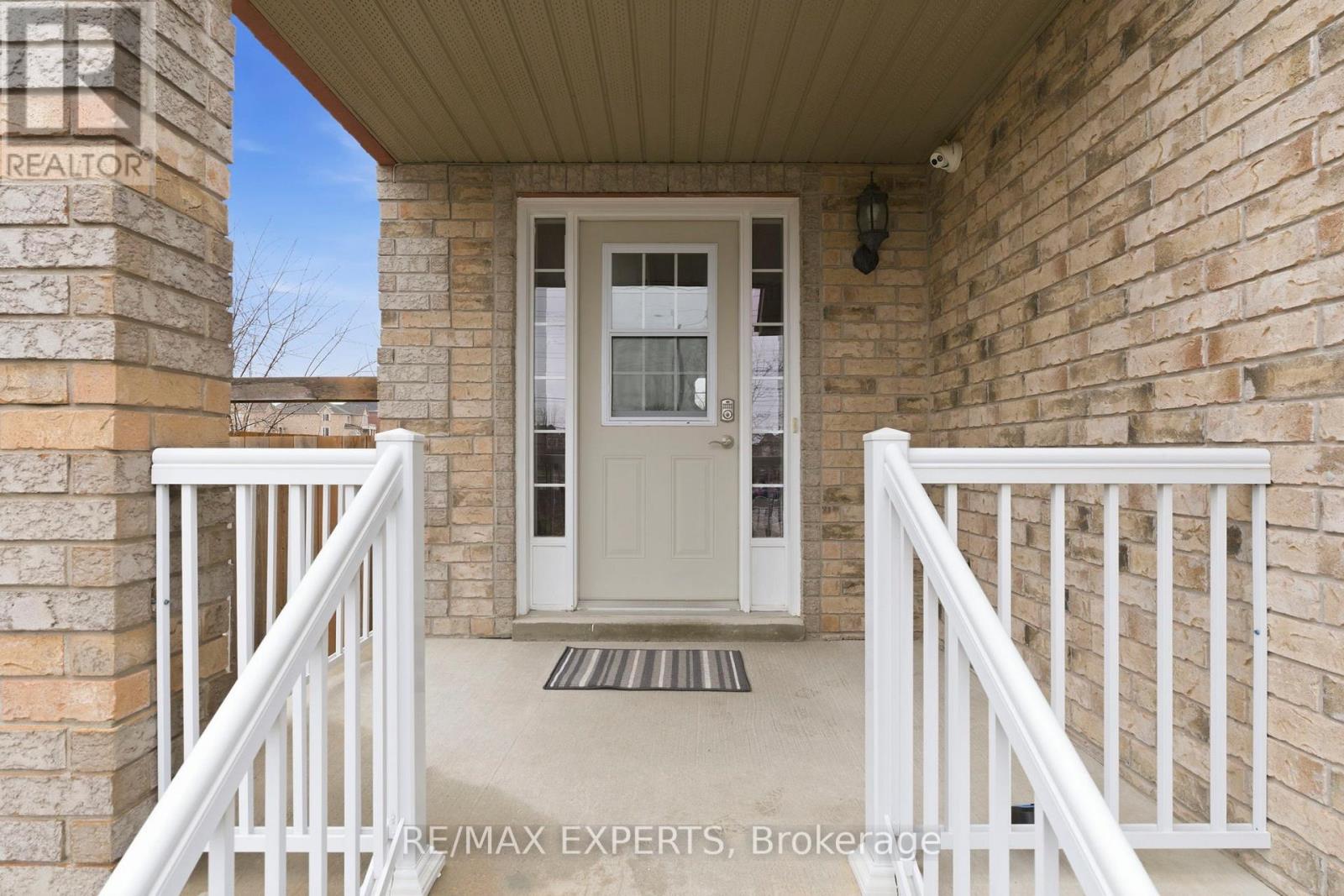 2174 Taggart Court, Innisfil, Ontario  L9S 0C4 - Photo 5 - N12964988