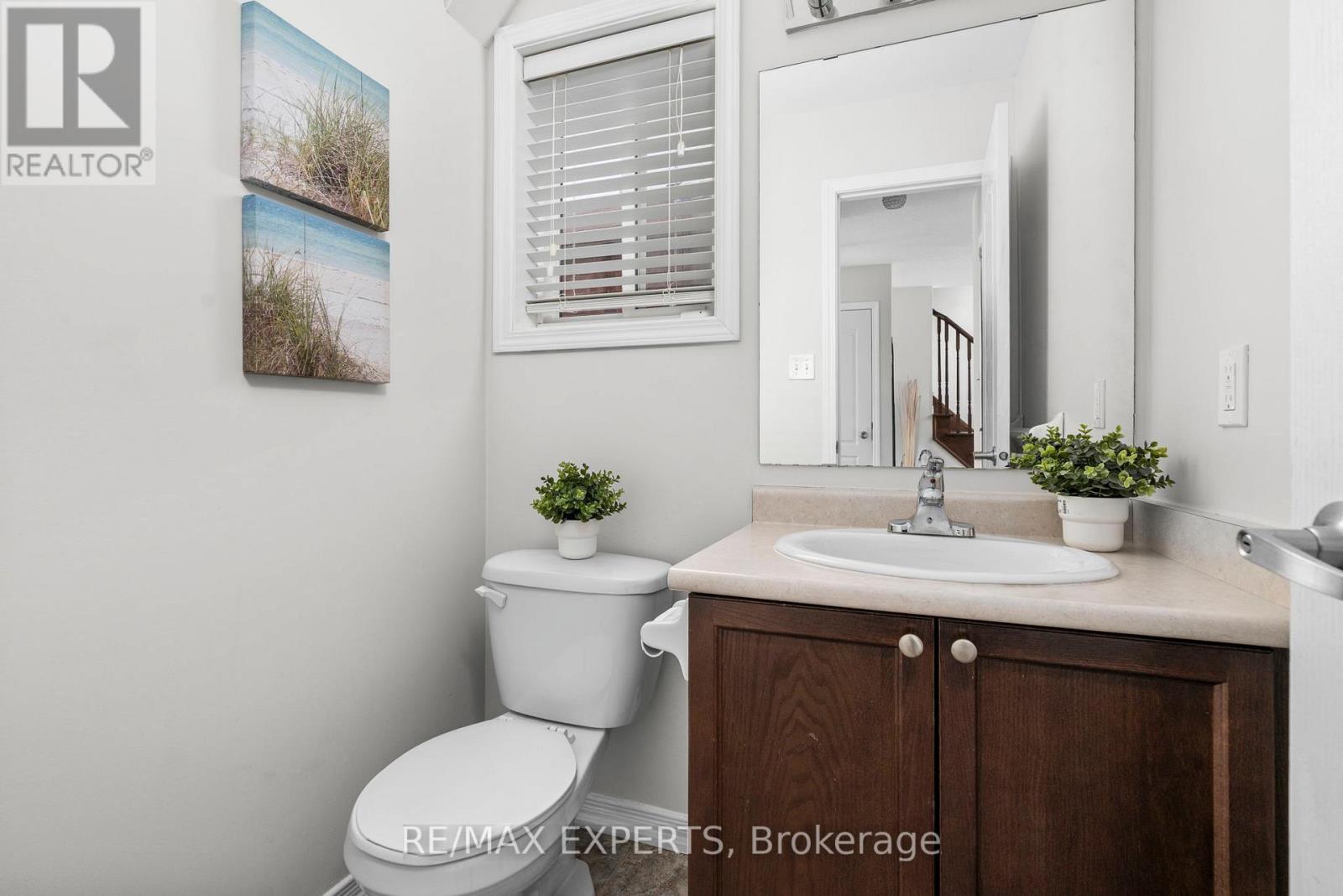 2174 Taggart Court, Innisfil, Ontario  L9S 0C4 - Photo 8 - N12964988