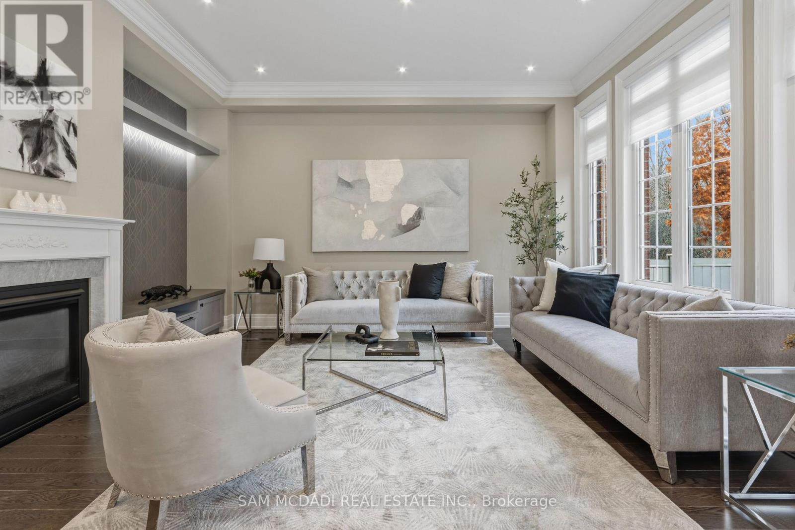 92 Heintzman Crescent, Vaughan, Ontario  L6A 4T1 - Photo 18 - N12964994