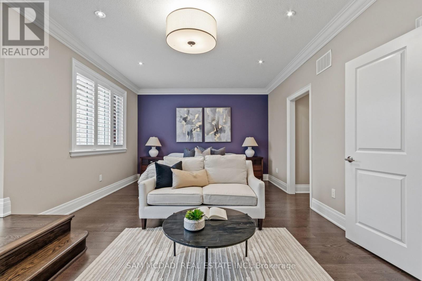 92 Heintzman Crescent, Vaughan, Ontario  L6A 4T1 - Photo 24 - N12964994