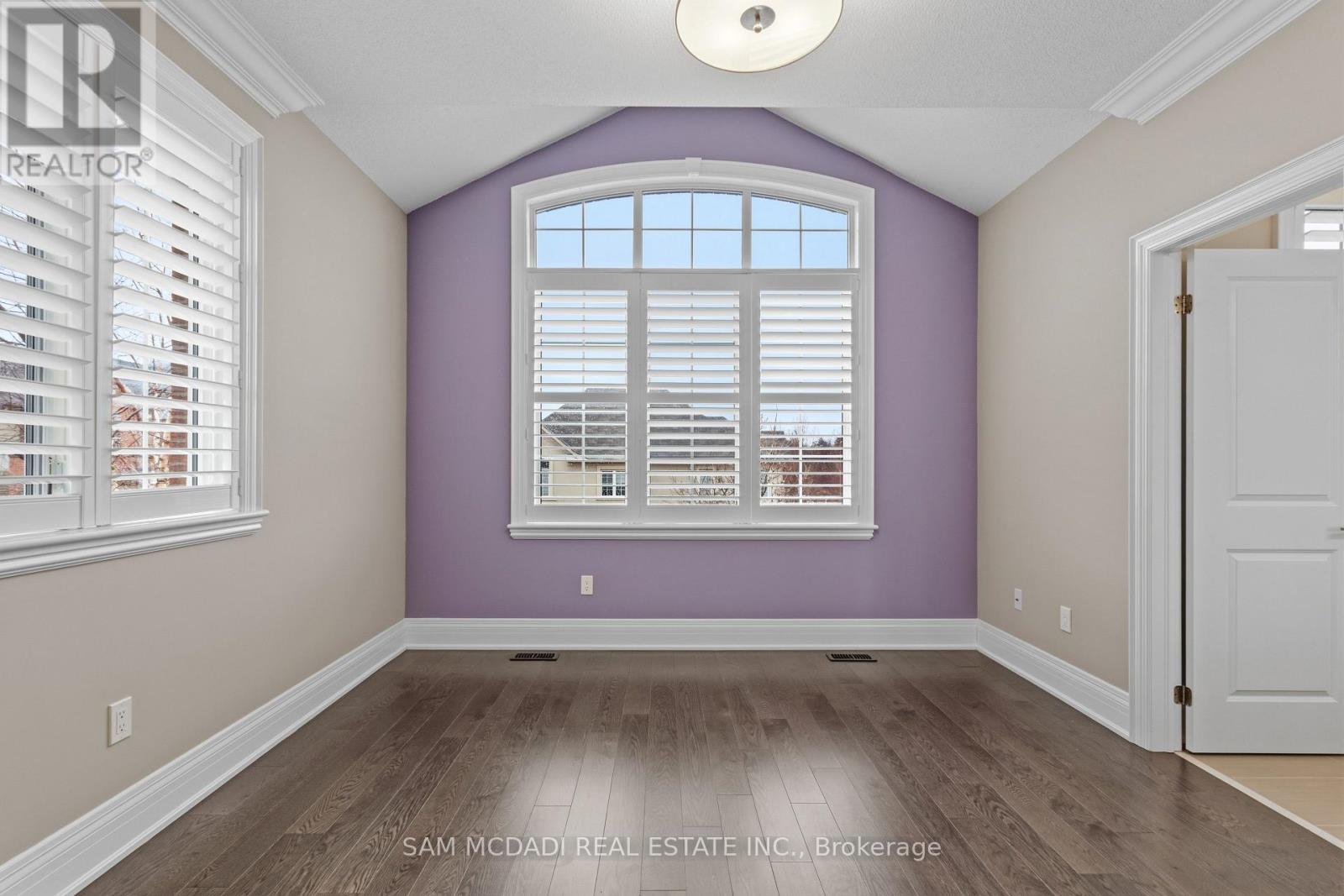 92 Heintzman Crescent, Vaughan, Ontario  L6A 4T1 - Photo 31 - N12964994