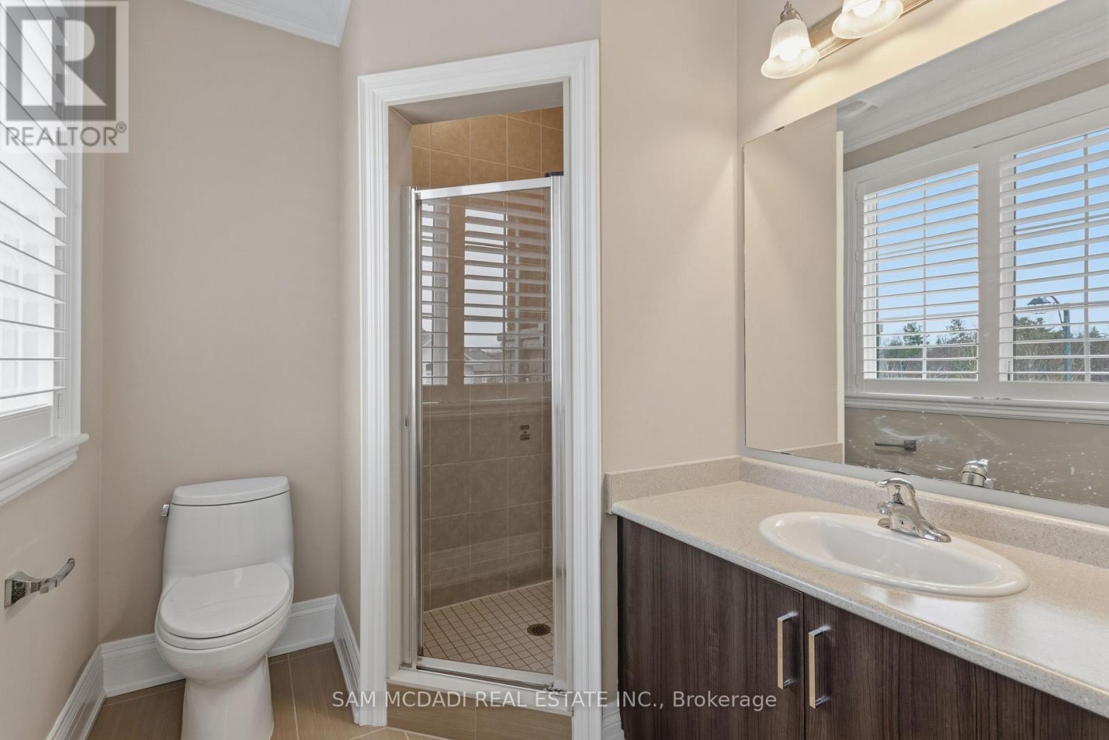 92 Heintzman Crescent, Vaughan, Ontario  L6A 4T1 - Photo 32 - N12964994