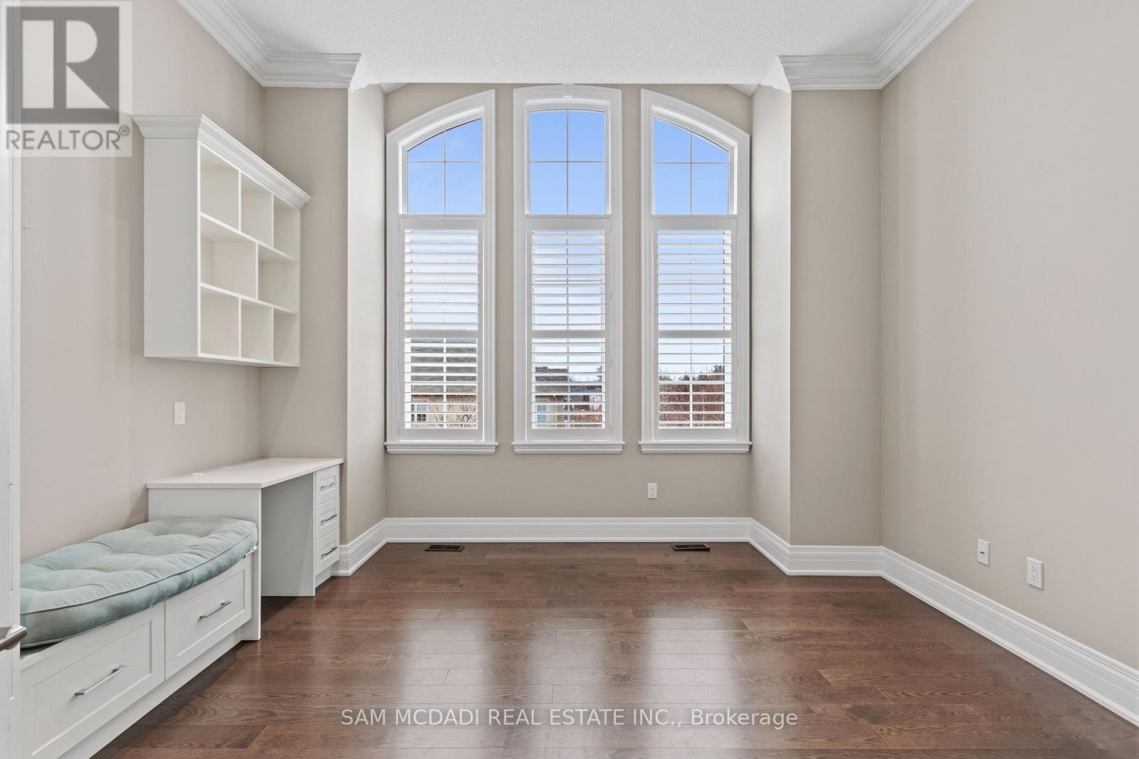 92 Heintzman Crescent, Vaughan, Ontario  L6A 4T1 - Photo 38 - N12964994