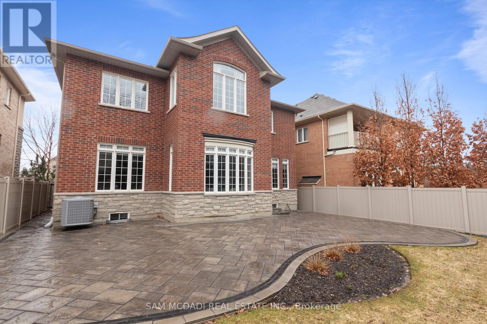 92 Heintzman Crescent, Vaughan, Ontario  L6A 4T1 - Photo 49 - N12964994