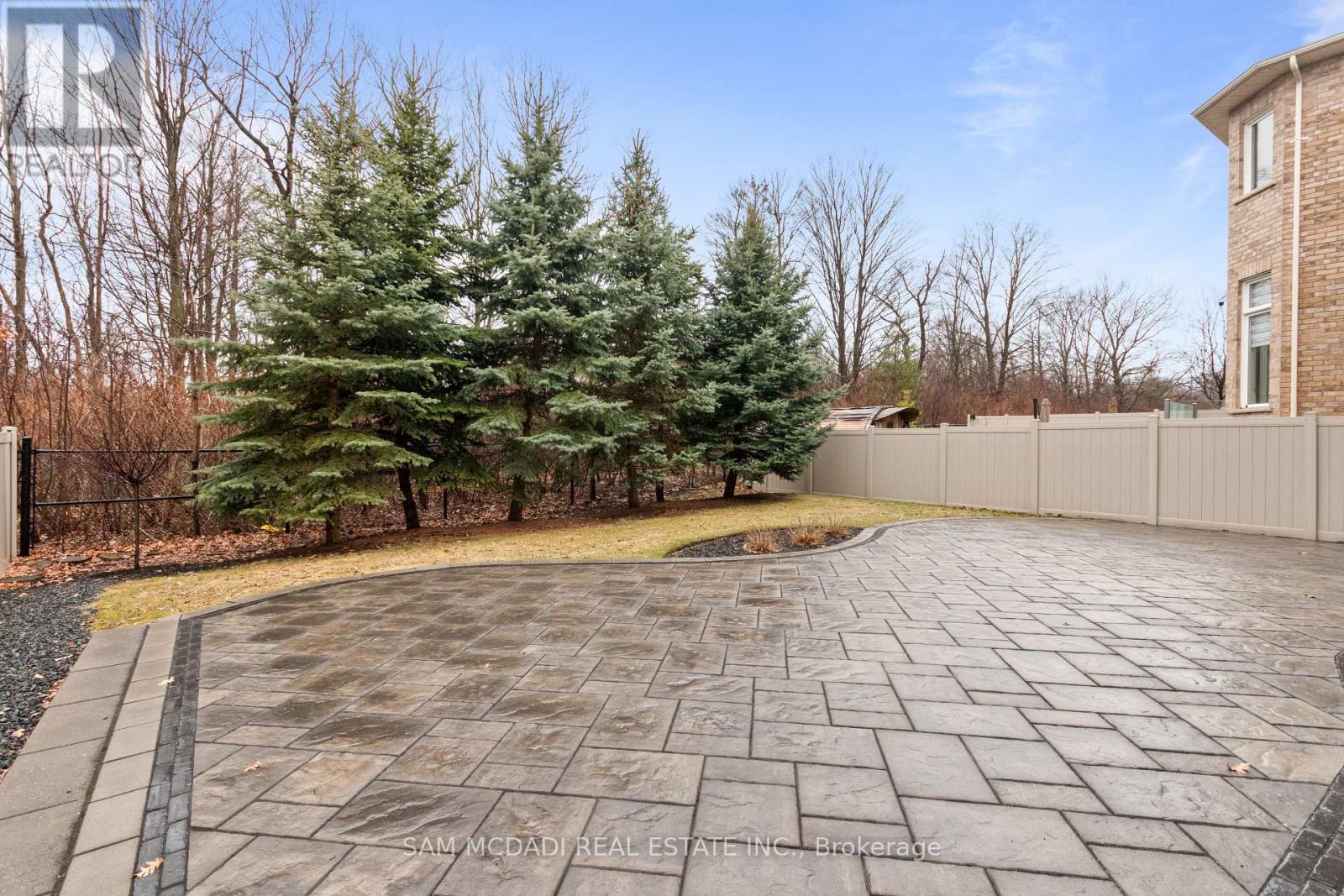 92 Heintzman Crescent, Vaughan, Ontario  L6A 4T1 - Photo 50 - N12964994